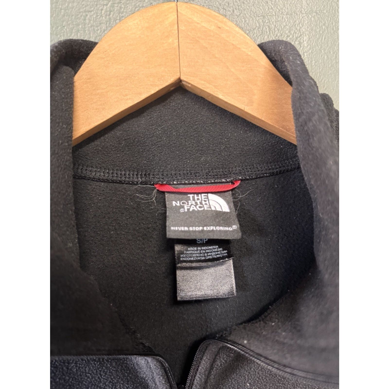 The North Face The North Face Sweatshirt The North Face Mens Black 1/4 Zip Mock Neck Size Small Black 1/4 Zip Sweatshirt Mens Small Mock Neck Zip Pullover Fleece Size US S / EU 44-46 / 1 - 3 Thumbnail