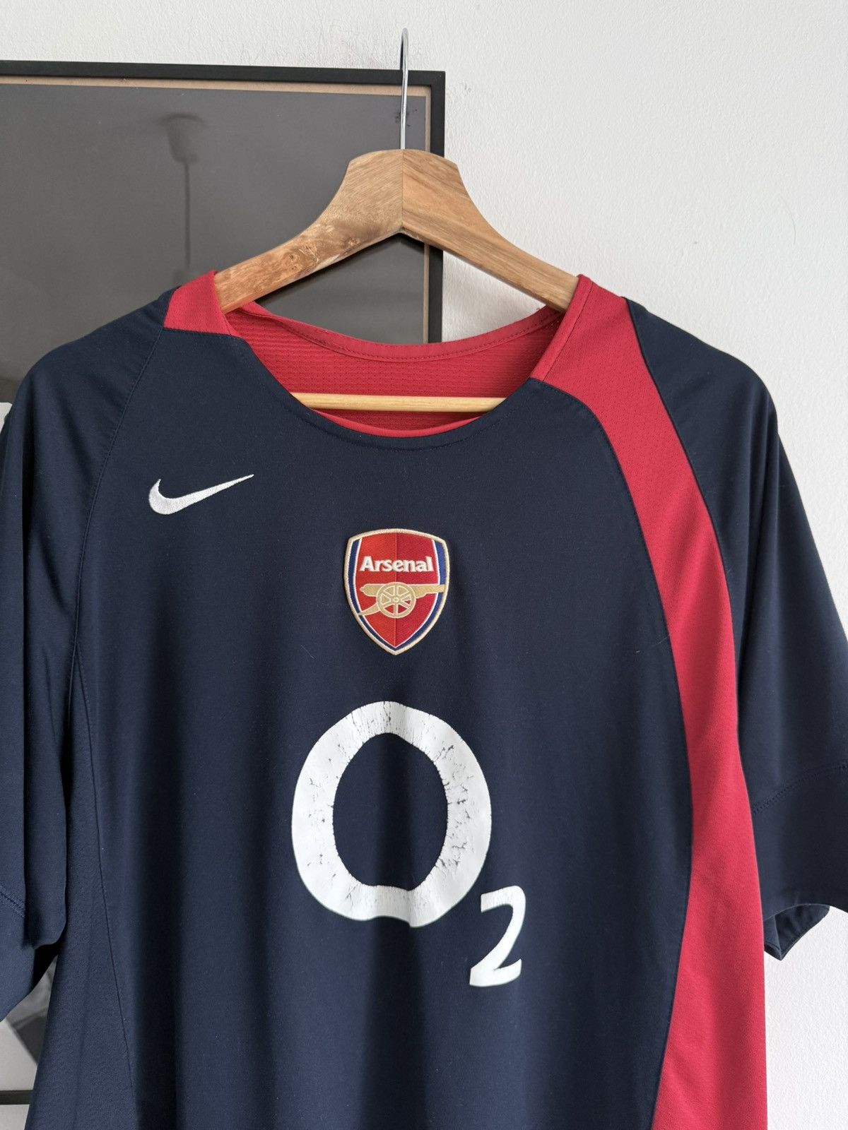 Nike Vintage Nike Jersey Arsenal 2004 2005 O2 Soccer Jersey Size US L / EU 52-54 / 3 - 2 Thumbnail