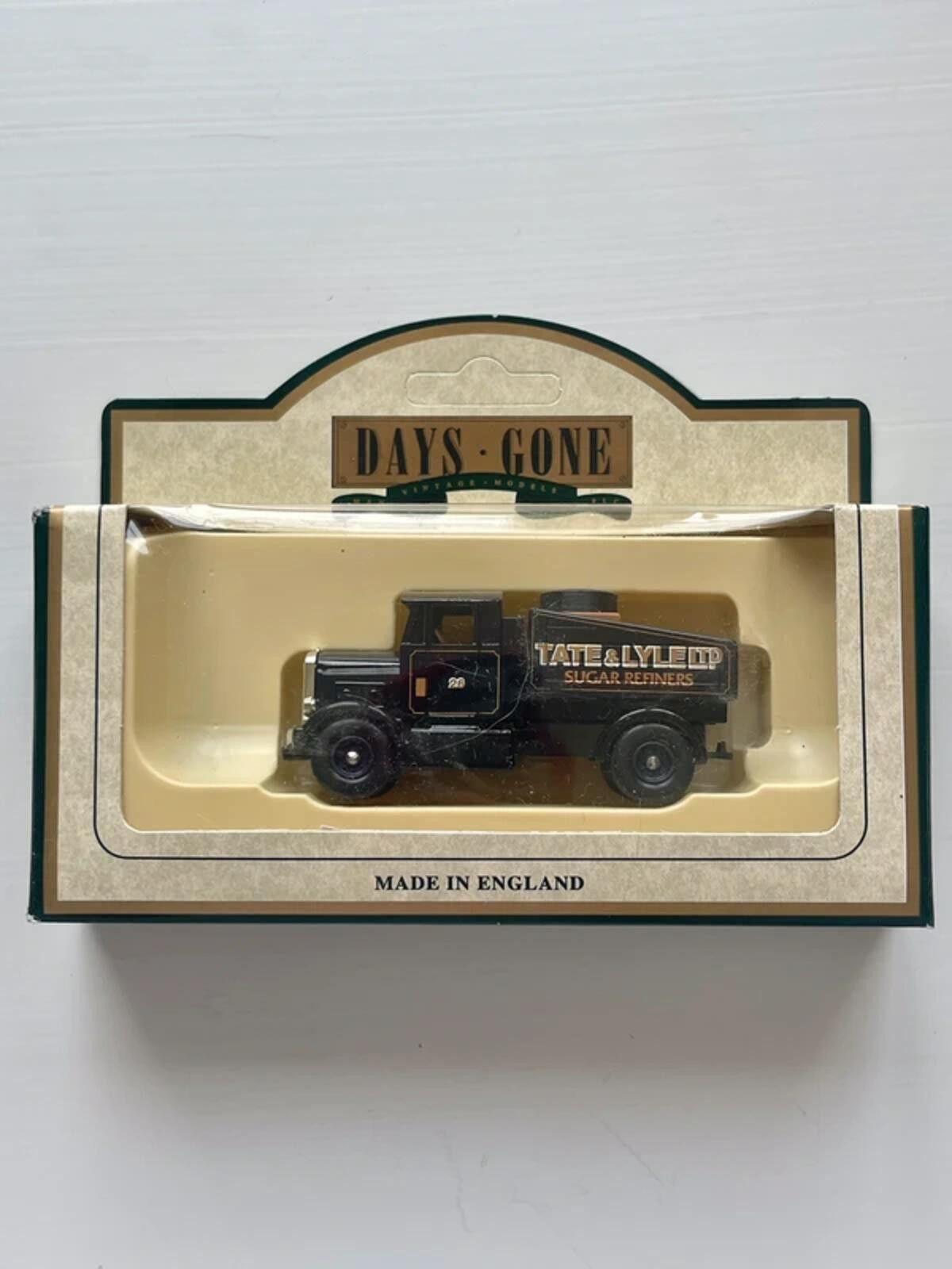 Other Set of 5 Lledo Days Gone boxed vintage car models vehicles Size ONE SIZE - 5 Thumbnail