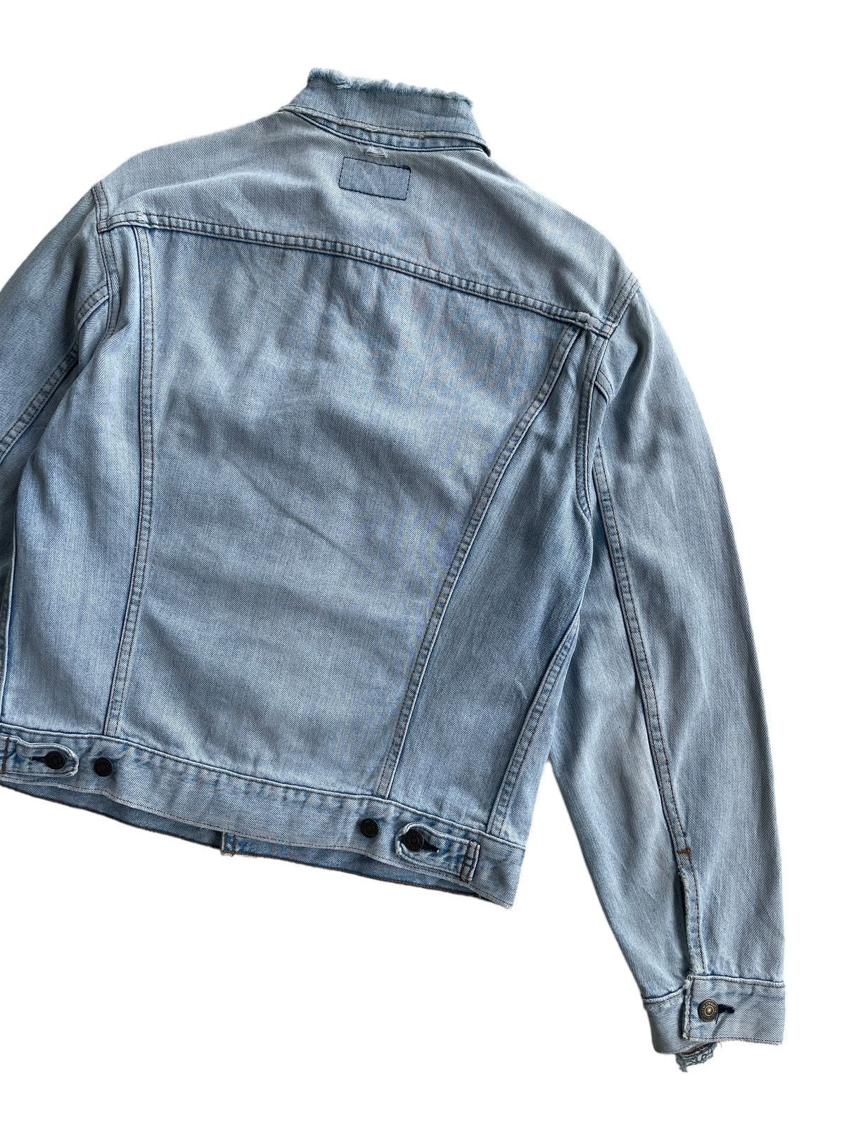 Levi's Vintage Clothing Vintage Levis J02 Distressed Trucker Denim Jacket Size US M / EU 48-50 / 2 - 7 Thumbnail