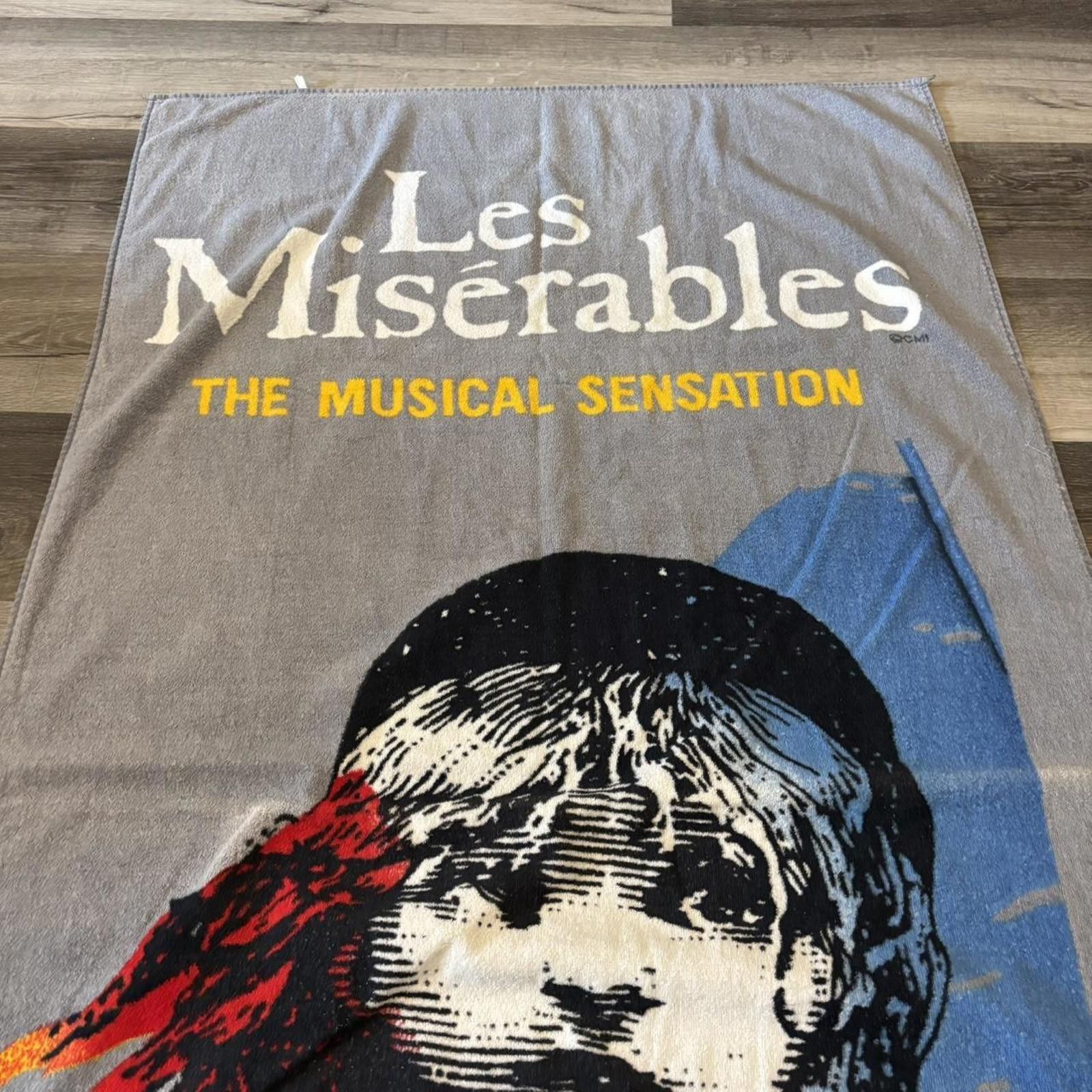 Other Vintage Les miserables beach towel 90s Size ONE SIZE - 2 Thumbnail