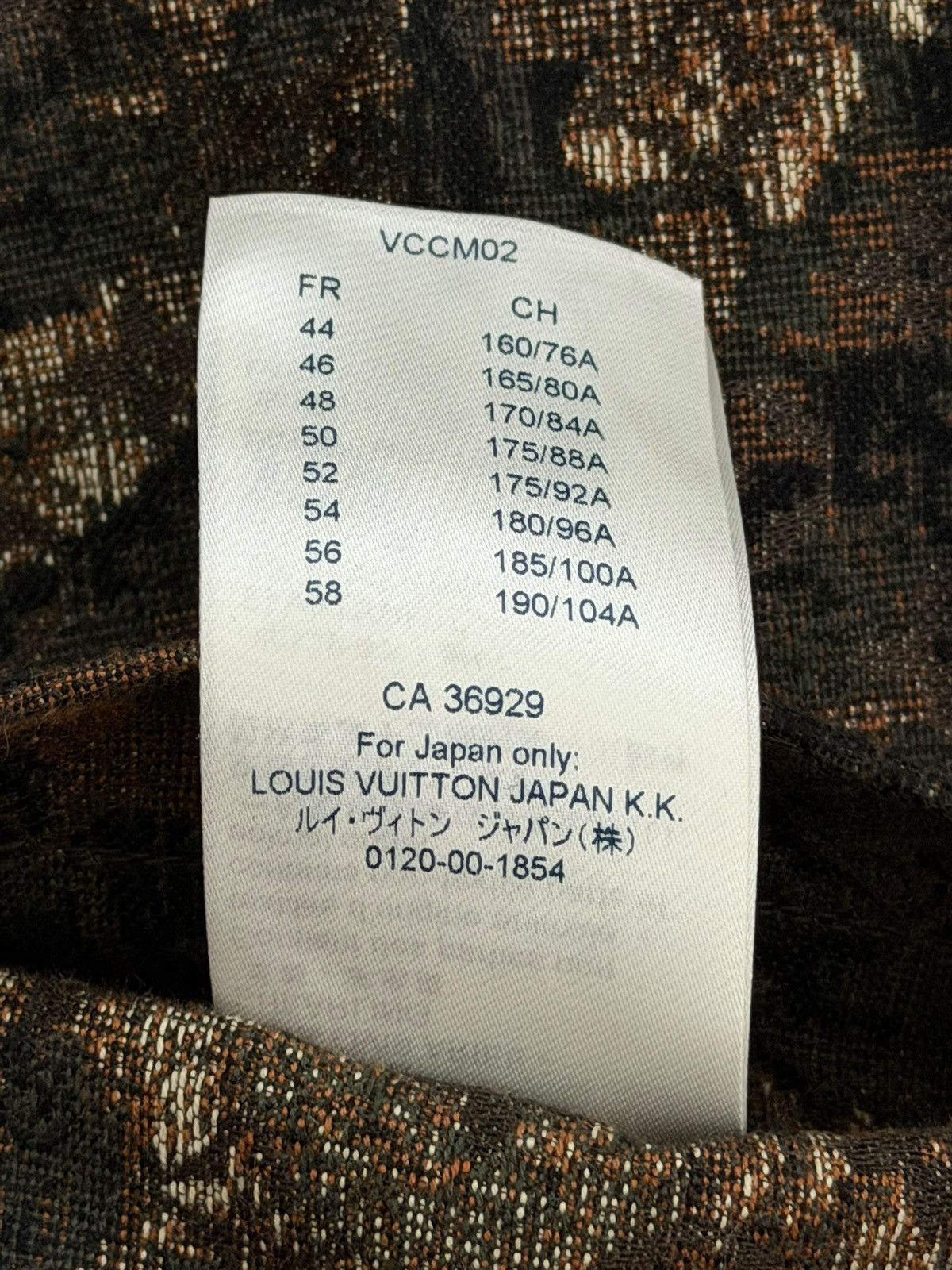 Louis Vuitton Louis Vuitton Tapestry Monogram Floral Shearling Jacket Size US L / EU 52-54 / 3 - 11 Thumbnail