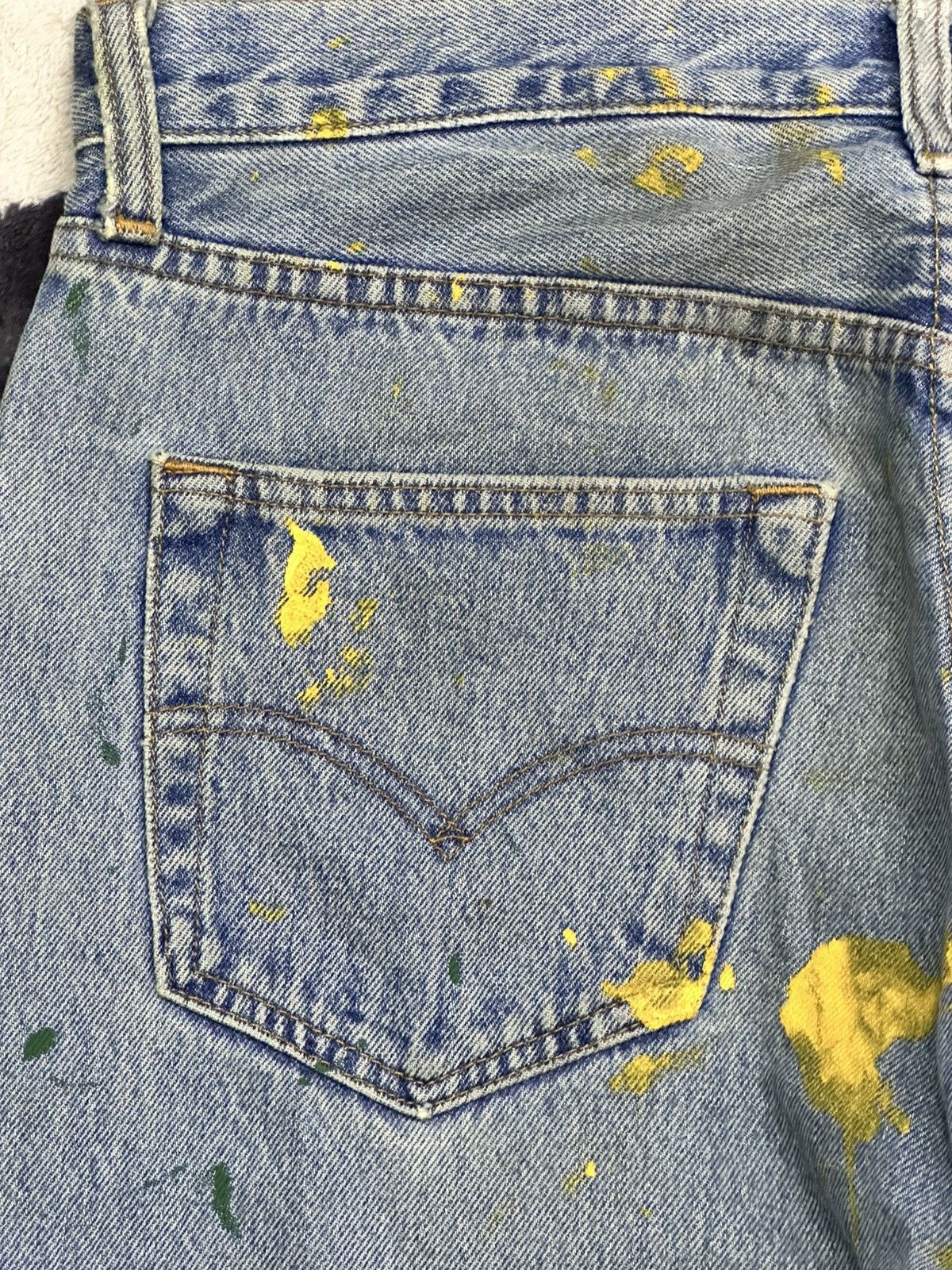 Levi's Vintage Levis Straight Jeans With Painted and Faded Wash Size US 33 - 7 Thumbnail