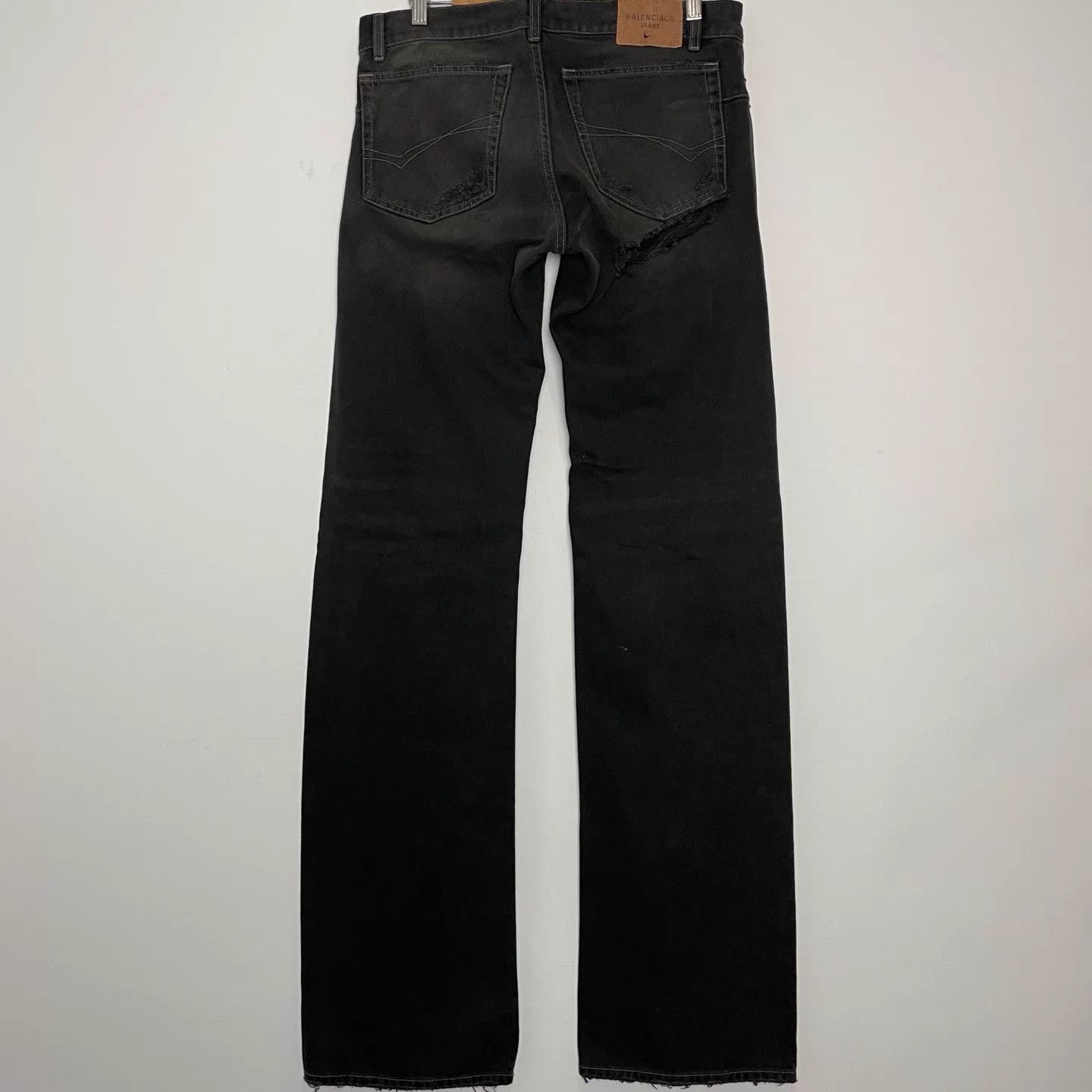 Balenciaga Balenciaga 25 Low-Rise Ripped Black Slim-Straight Jeans S Size 26" / US 2 / IT 38 - 2 Thumbnail