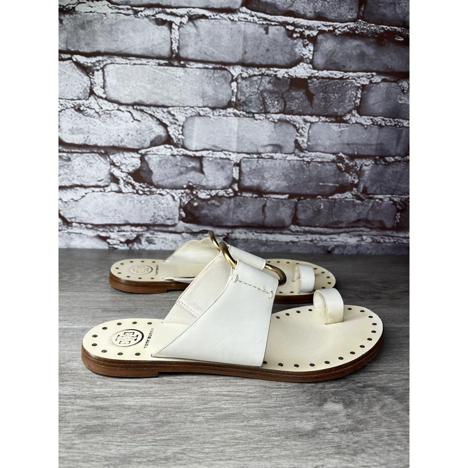 Tory Burch Tory Burch Ravello Studded White Leather Gold Rings Toe Post Size US 8 / IT 38 - 3 Thumbnail