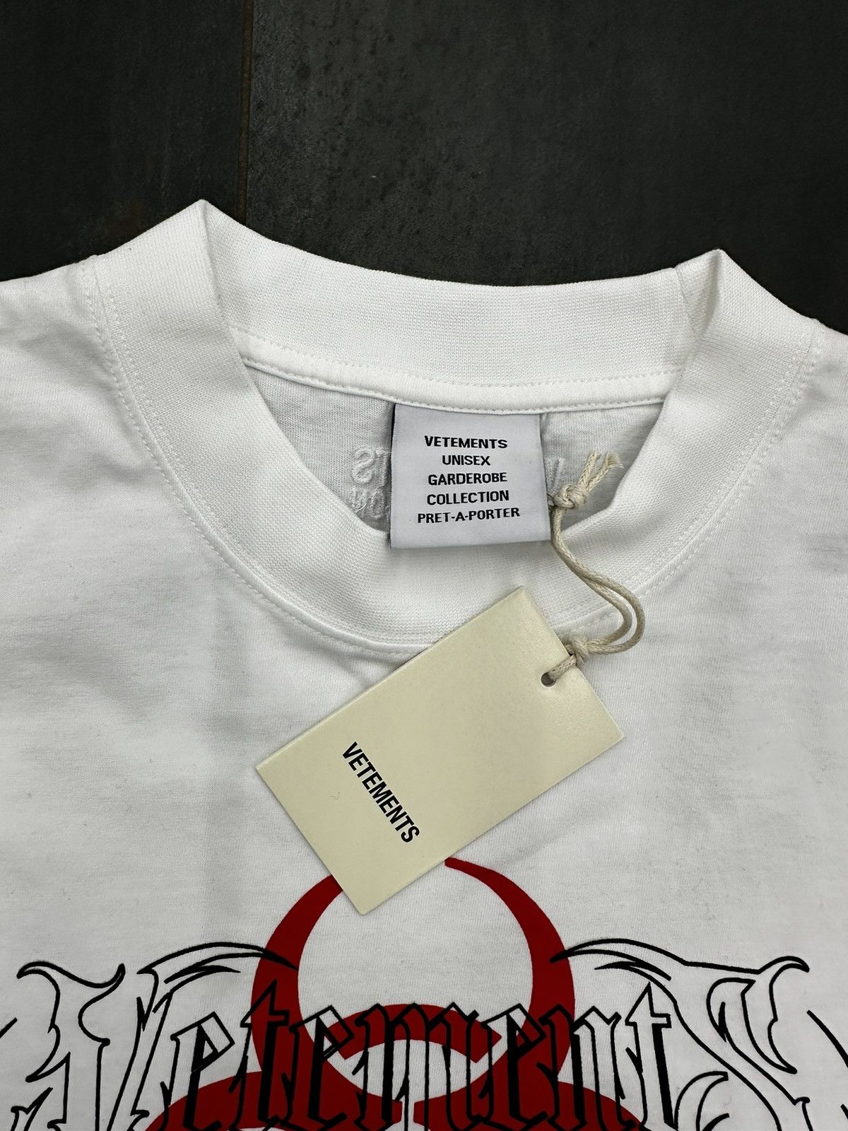 Complex × Vetements Vetements Tee (ComplexCon Exclusive) Size US XL / EU 56 / 4 - 3 Thumbnail