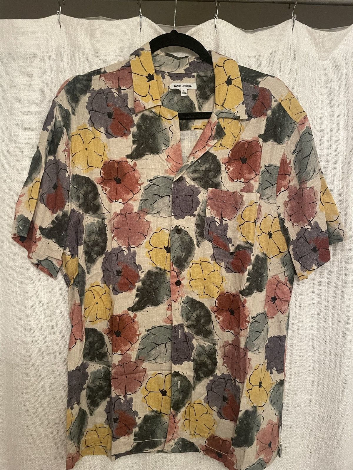 Banks Journal Banks Journal Floral Size US L / EU 52-54 / 3 - 1 Thumbnail