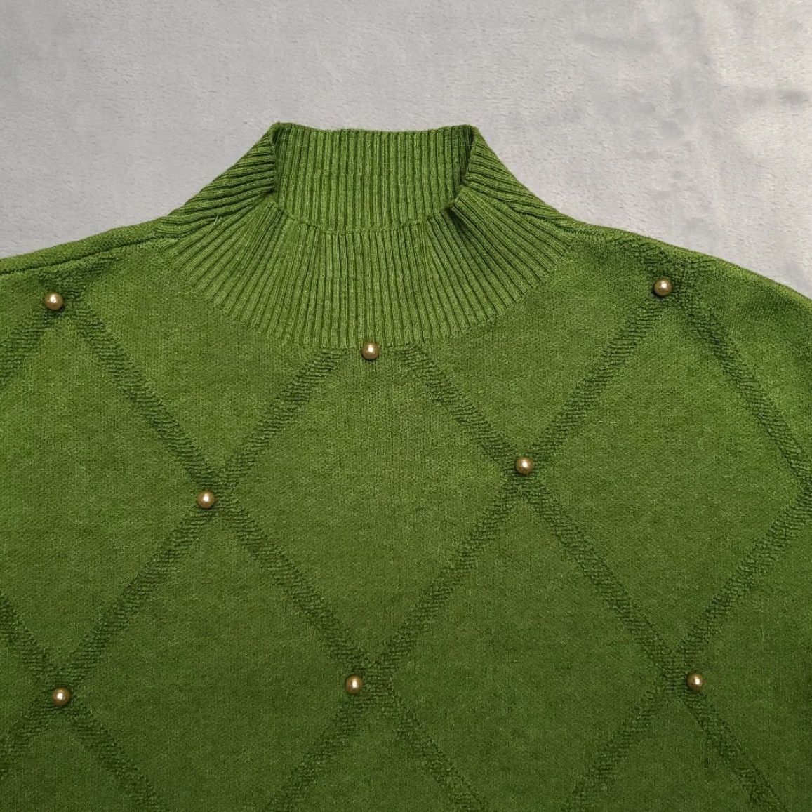 Vintage VINTAGE Christmas Sweater Womens Large Green Bead Diamond Accent Texture Viscose Blend Size L / US 10 / IT 46 - 3 Thumbnail