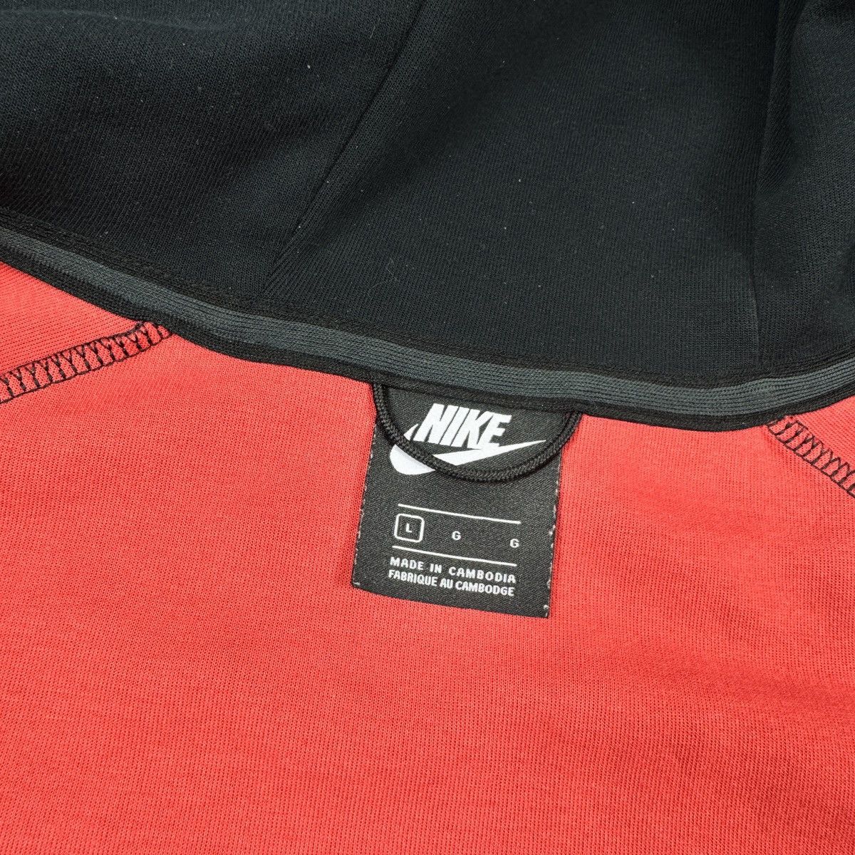 Nike Men’s Nike Tech Fleece Red Camo Hoodie Size L - CJ5975 603 Size US L / EU 52-54 / 3 - 11 Thumbnail