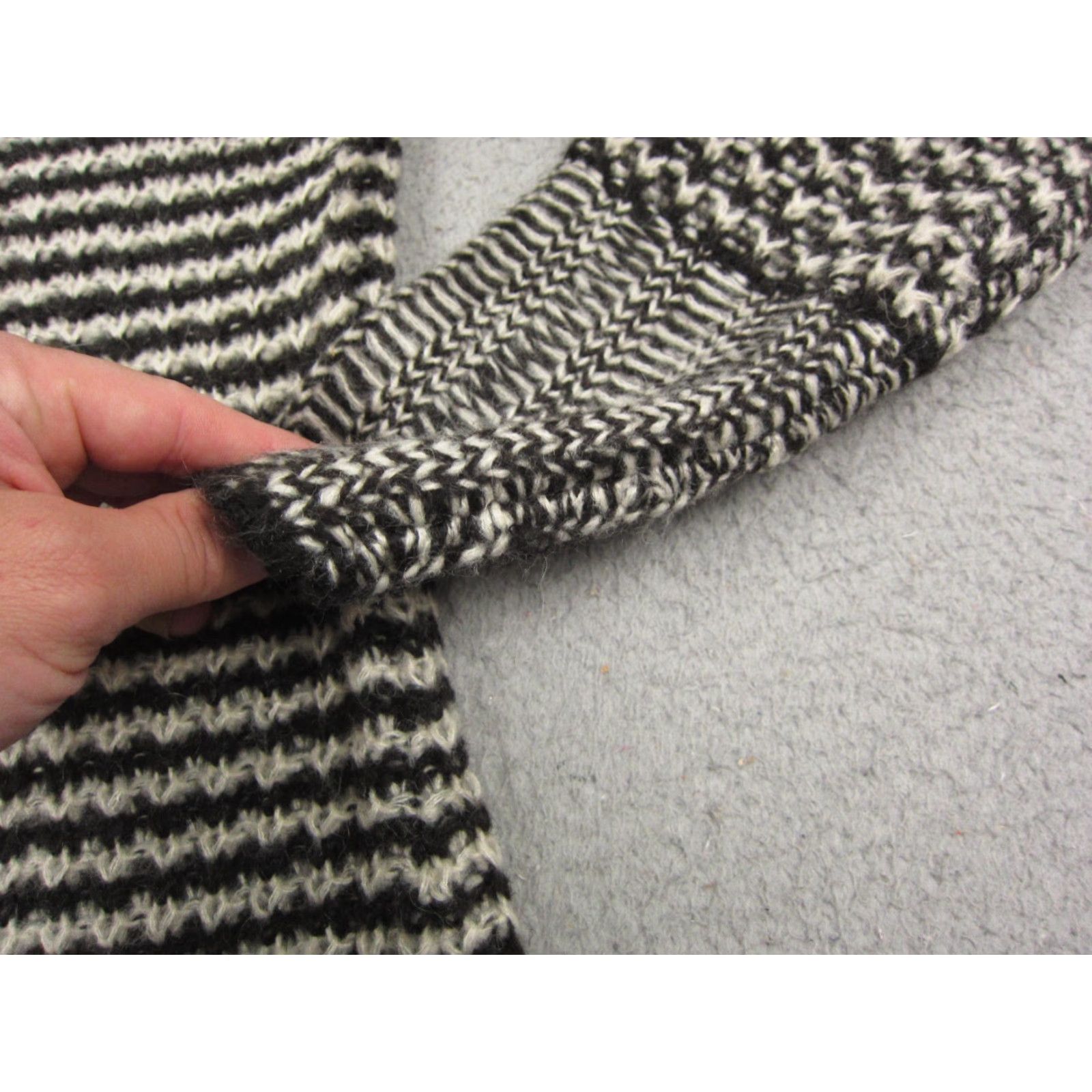 Vintage ii Sisters Sweater Pullover Womens M Black Striped Turtleneck Mohair Knit Knitwear 90s Vintage? Size M / US 6-8 / IT 42-44 - 5 Thumbnail