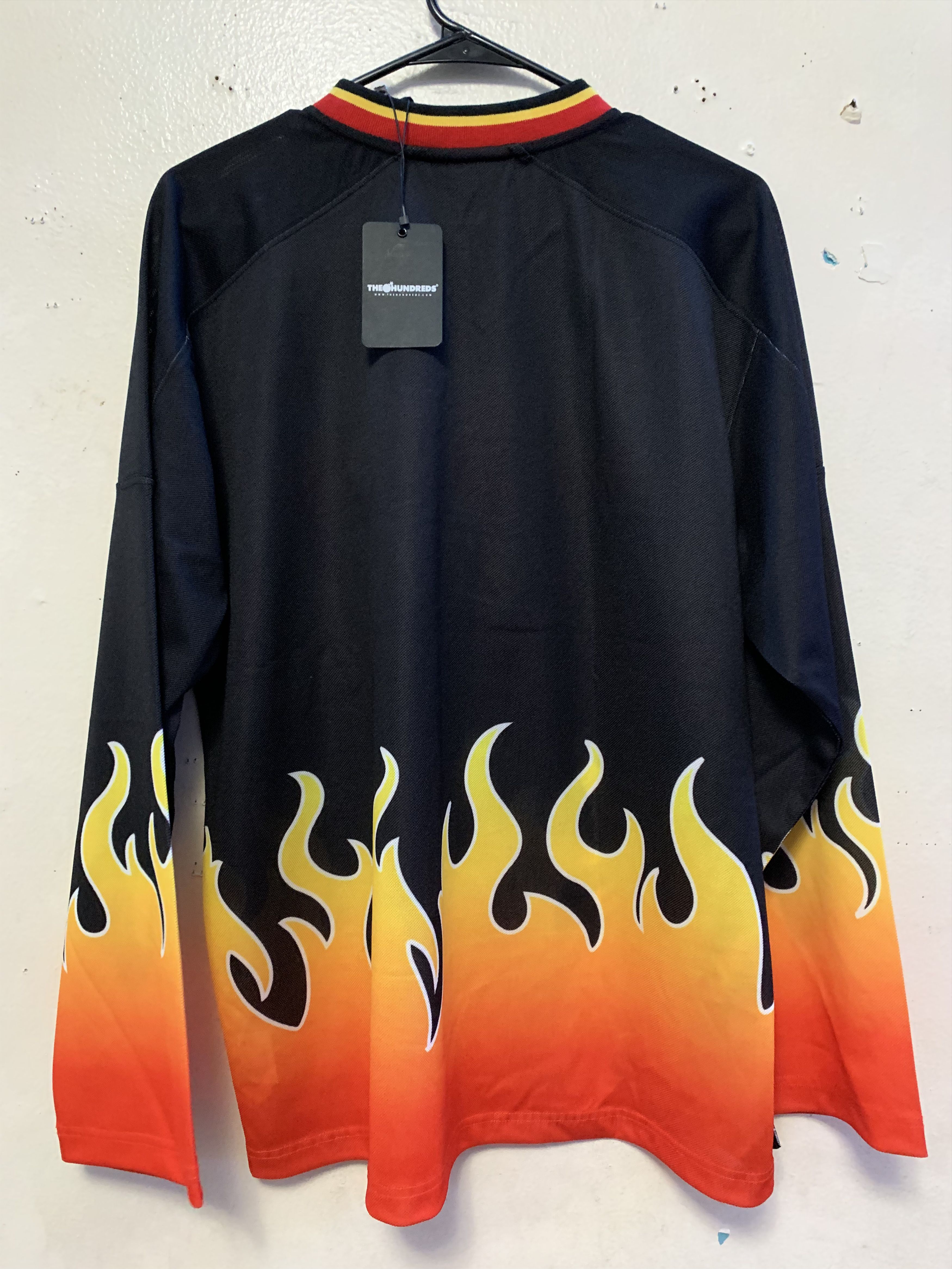 The Hundreds THE HUNDREDS Wildfire LS Jersey ⊛ BLK/FLME ⊛ Brand New Size US S / EU 44-46 / 1 - 1 Thumbnail