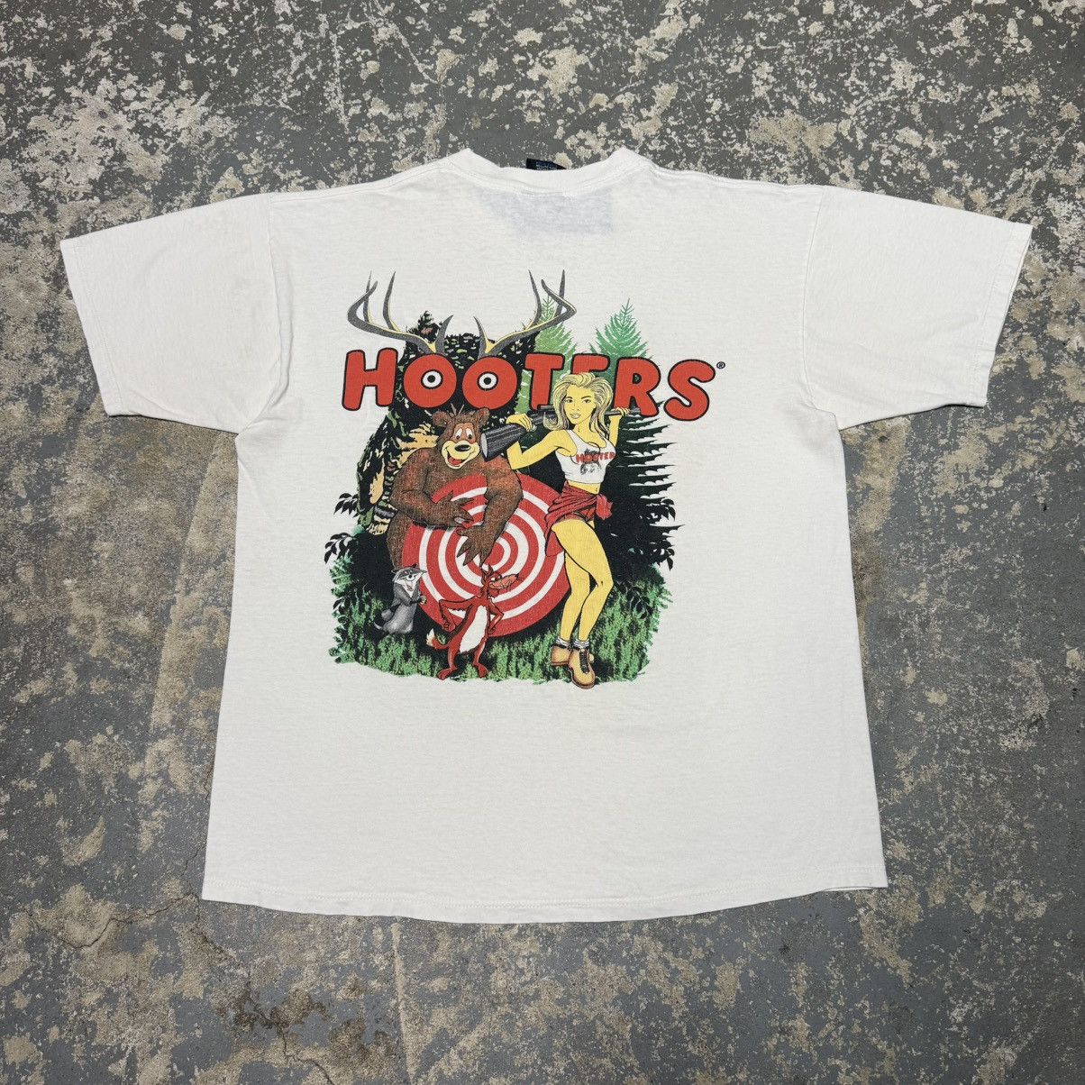 Other Vintage Hooters Hunt Club Graphic Women 90s USA Tshirt Size US L / EU 52-54 / 3 - 2 Thumbnail