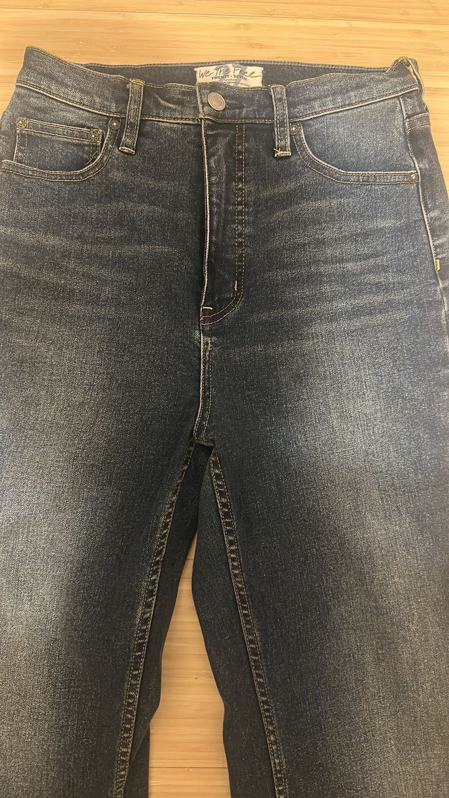 Free People NWOT CRVY Robyn High-Rise Flare Jeans Size 27" / US 4 / IT 40 - 7 Thumbnail