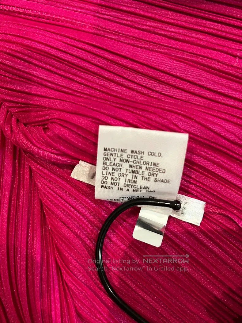 Issey Miyake Issey Miyake Fuchsia Chinese Frog Button Top Size L / US 10 / IT 46 - 7 Thumbnail