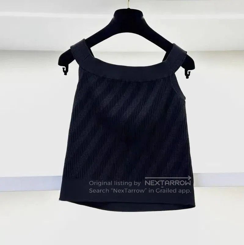 Chanel Chanel Black Silk Off-Shoulder Knit T-Shirt . Size M / US 6-8 / IT 42-44 - 2 Thumbnail