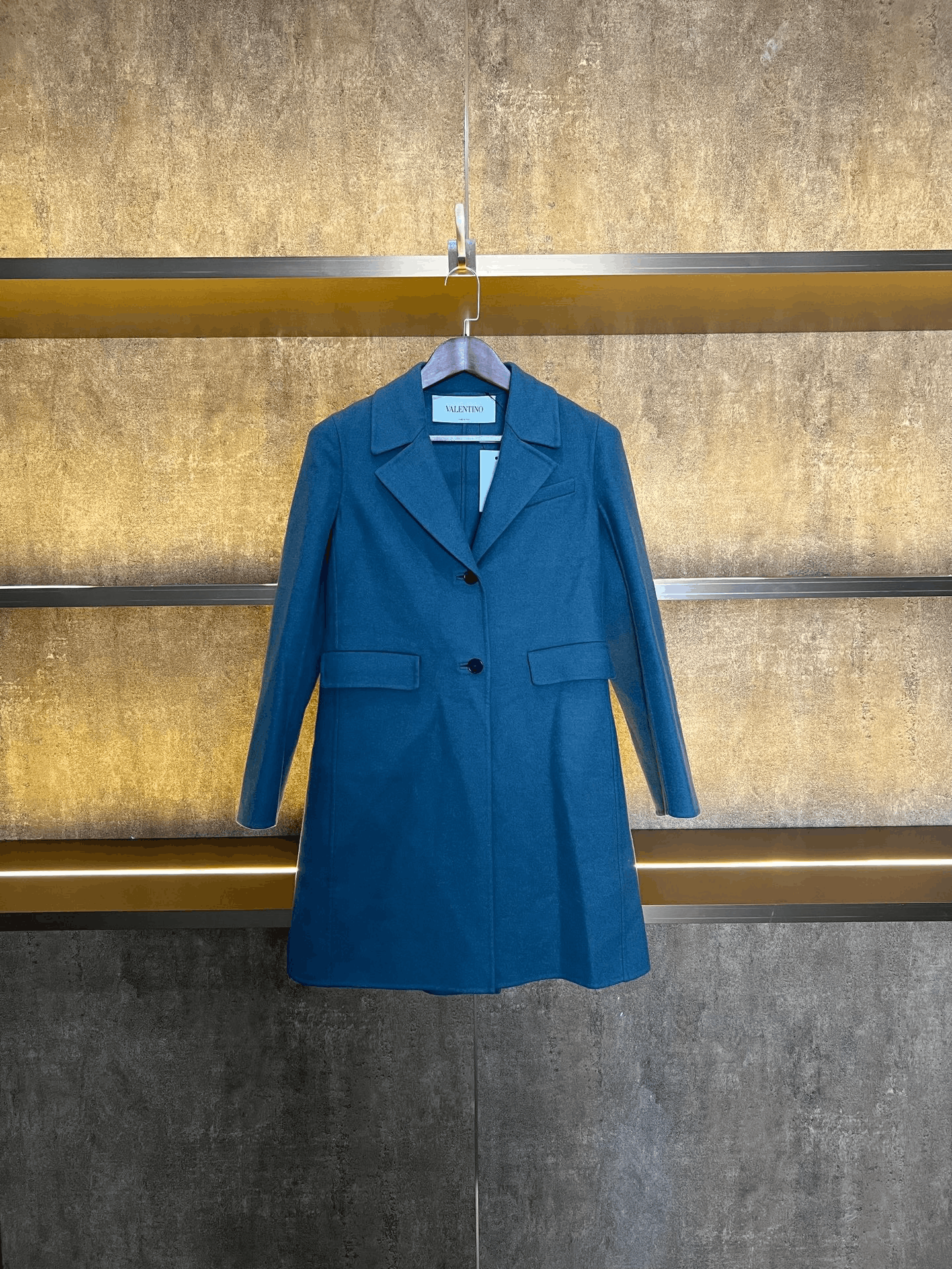 Valentino Valentino Wool Coat Size M / US 6-8 / IT 42-44 - 1 Thumbnail