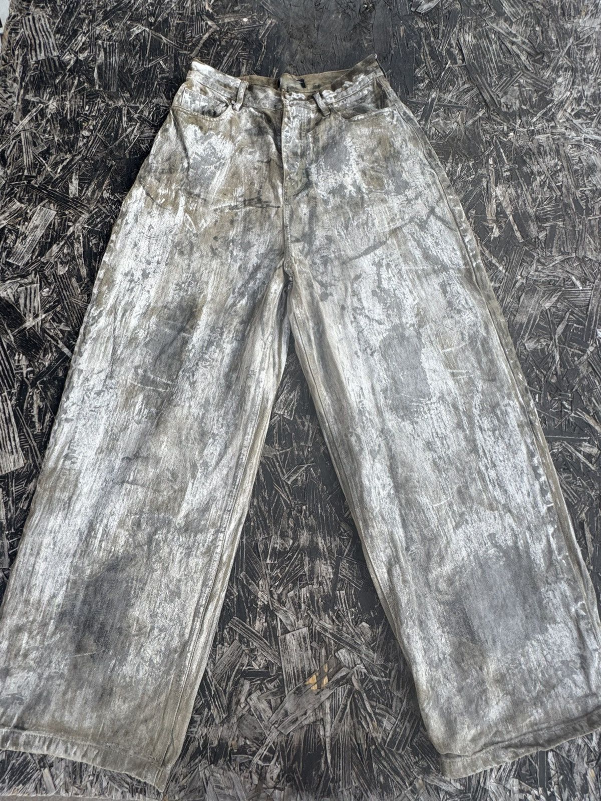Other Eternal love world TUNDRA PAINTED BAGGY DENIM size 30 Size US 30 / EU 46 - 1 Thumbnail