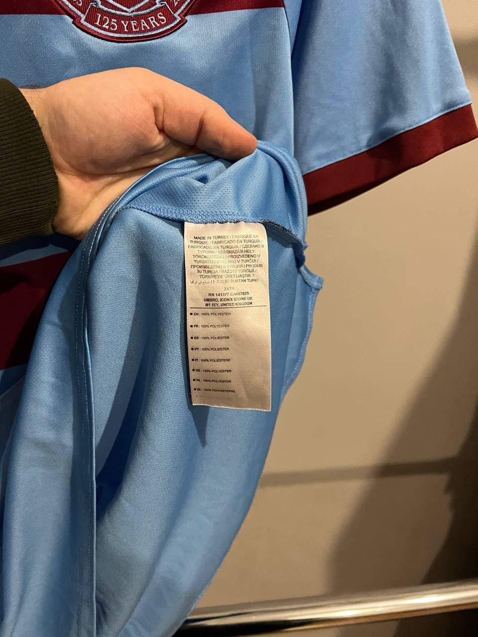 Umbro 2020/21 WEST HAM UNITED AWAY SOCCER JERSEY FOOTBALL SHIRT L Size US L / EU 52-54 / 3 - 9 Thumbnail