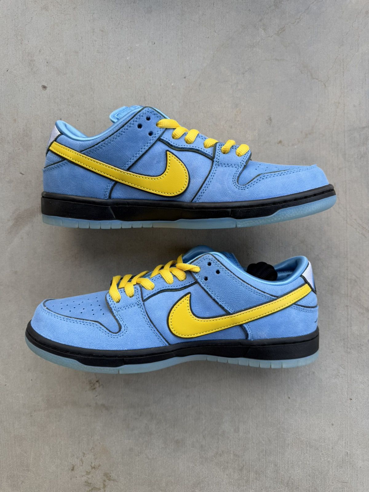Nike Nike SB Dunk Low Pro “Powderpuff Girls – Bubbles” OG ALL 9M Size US 9 / EU 42 - 3 Thumbnail