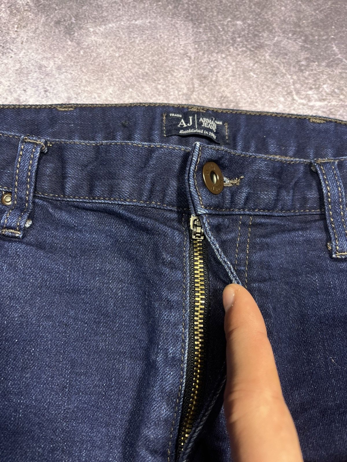 Armani Armani Jeans Metal Logo jeans Denim Vintage Streetwear Y2K Size US 36 / EU 52 - 9 Thumbnail