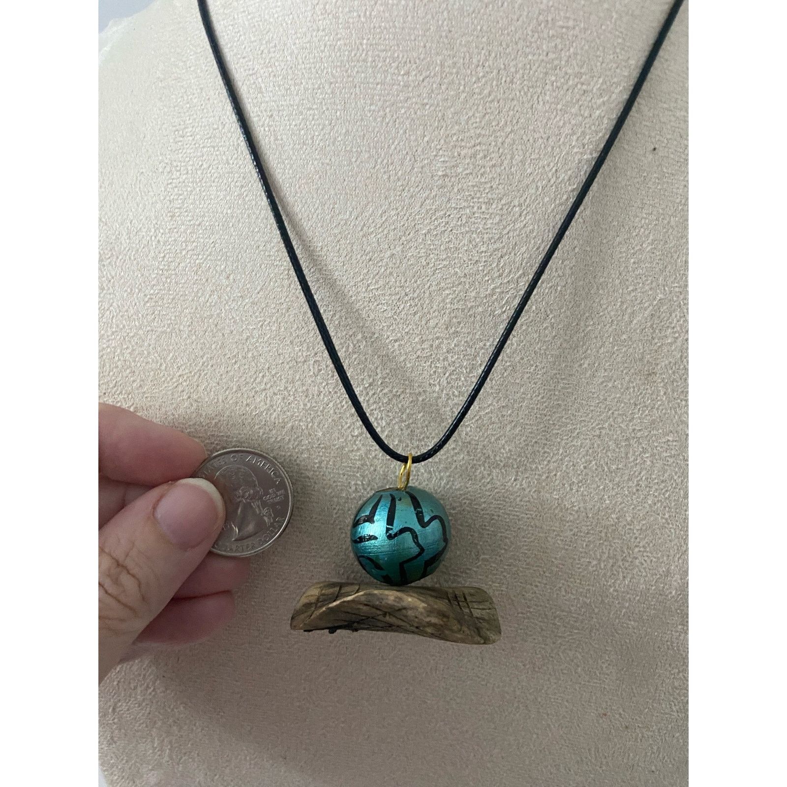 Handmade colorful wood pendant necklace Size ONE SIZE - 2 Thumbnail