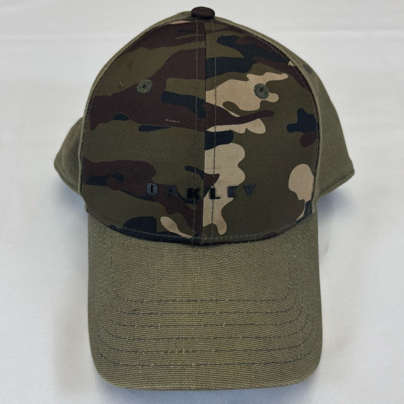 Oakley Oakley Tinfoil Desert Camo FlexFit Hat S/M 3D Puff Logo Size ONE SIZE - 1 Thumbnail