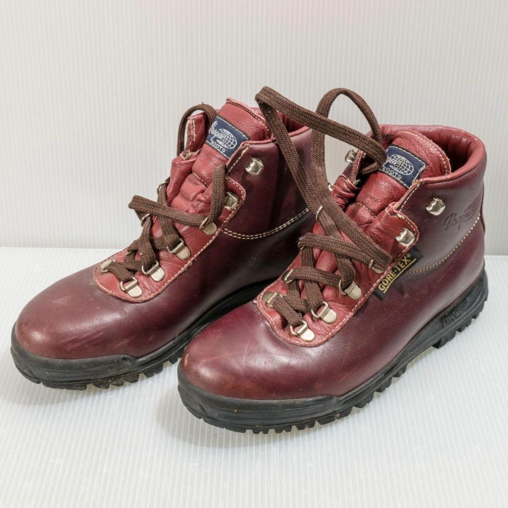 image of Vasque Women’S Leather Hiking Gore-Tex Burgundy Sundowner Skywalk Hiking Boots in White, Women's (S