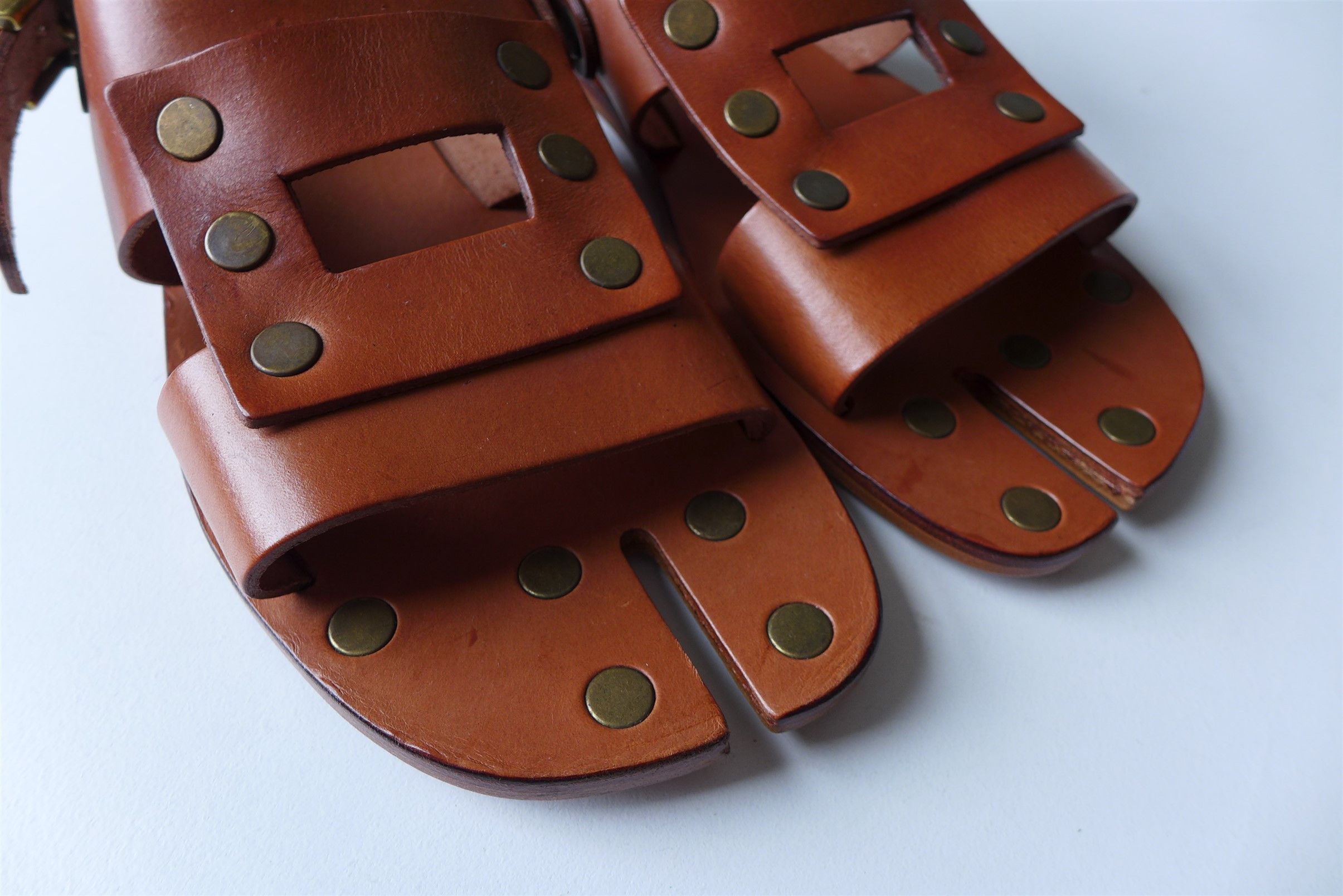 Maison Margiela *Size 39* Margiela Tabi Sandals - Brown Calf Leather Size US 6 / IT 36 - 5 Thumbnail