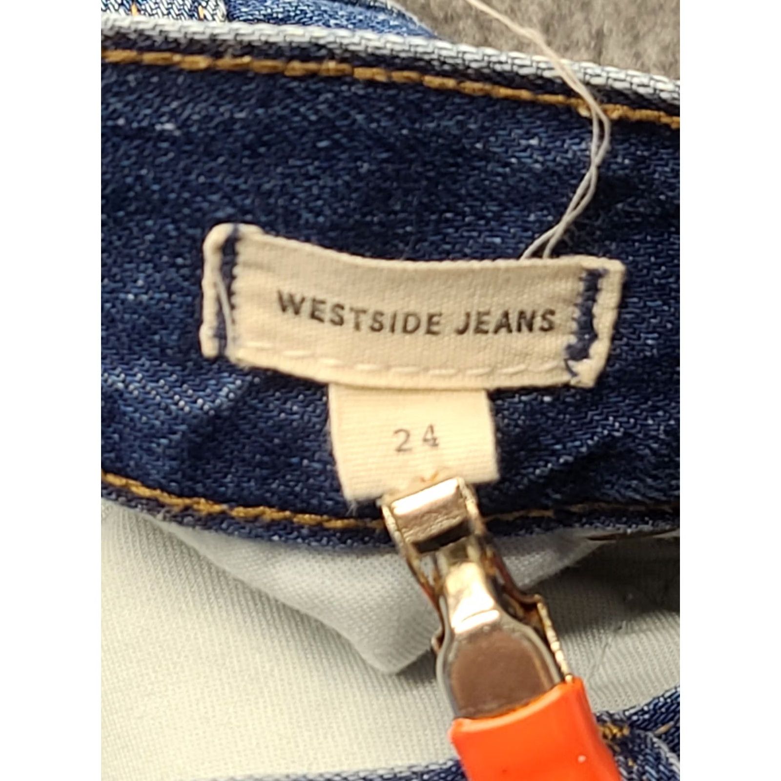Madewell Madewell Jeans Women 24x28 Regular Fit Straight Leg Medium Wash Denim Cotton Blue 90s Bohemian City Preppy Distressed Stretch Mens Womens Girls Size 42" / US 20 - 3 Thumbnail
