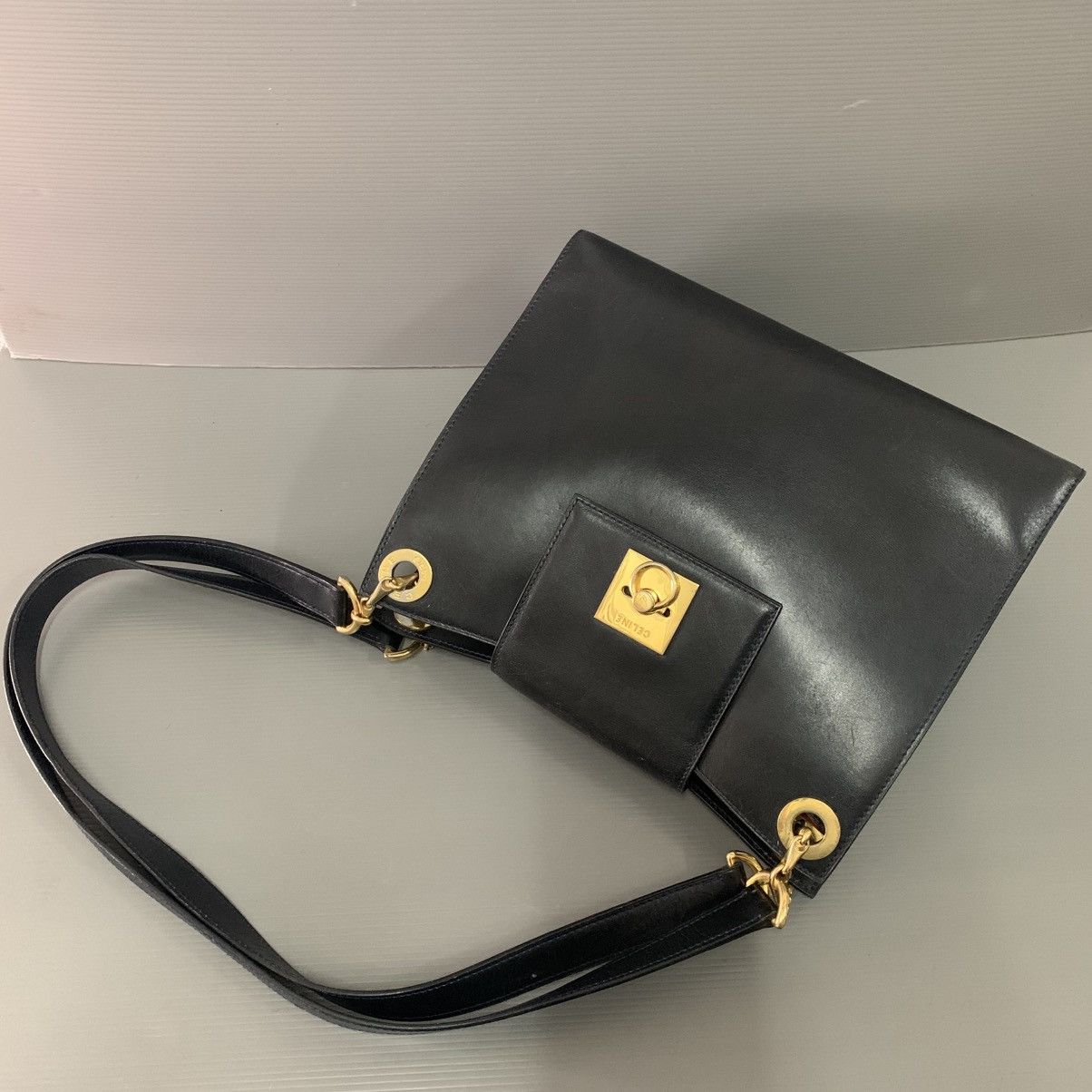 Celine Celine Box Leather Shoulder Bag Size ONE SIZE - 16 Thumbnail