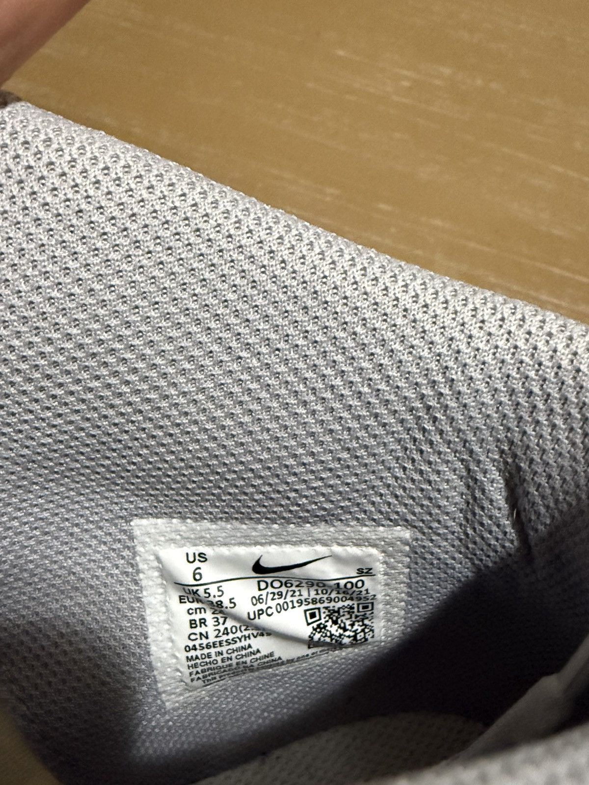Nike × Off-White Off-White x Air Force 1 Mid ‘White’ Size US 6 / EU 39 - 8 Thumbnail