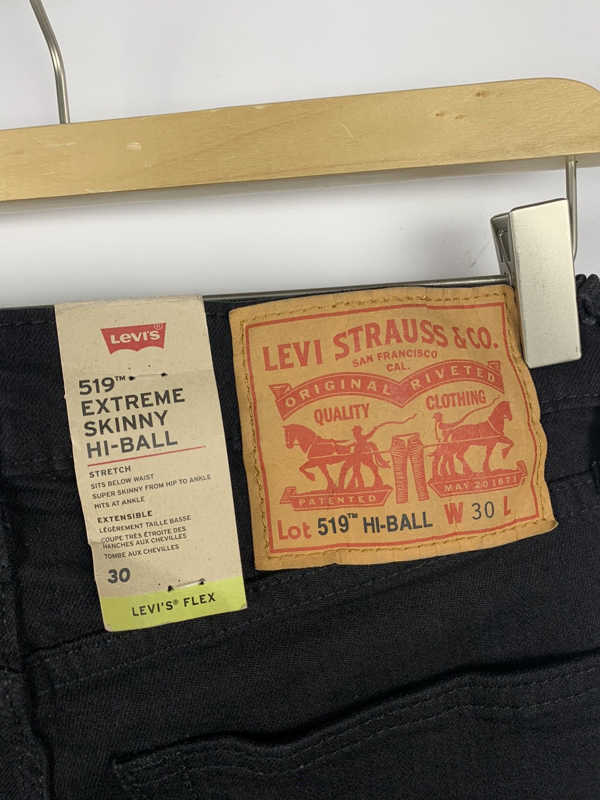 Levi's NWT Men’s Levi’s 519 Extreme Skinny Hi-Ball Black Jeans W30 Size US 30 / EU 46 - 5 Thumbnail