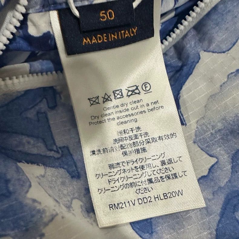 Louis Vuitton Louis Vuitton Blue and white ink full logo slanting zipper Size US M / EU 48-50 / 2 - 5 Thumbnail