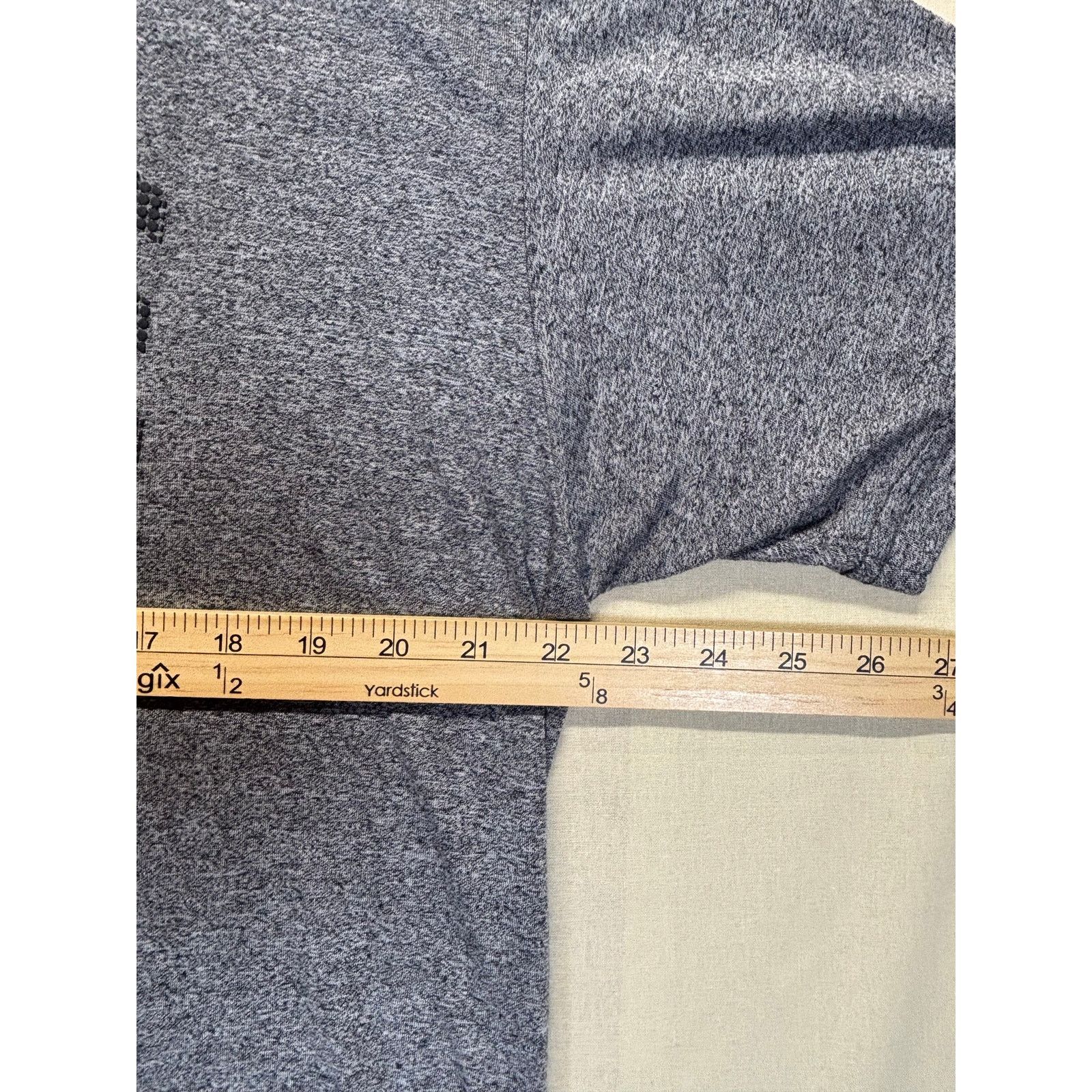 Aeropostale Aéropostale EST. 1987 Gray Graphic T-Shirt Size XL Size US XL / EU 56 / 4 - 3 Thumbnail