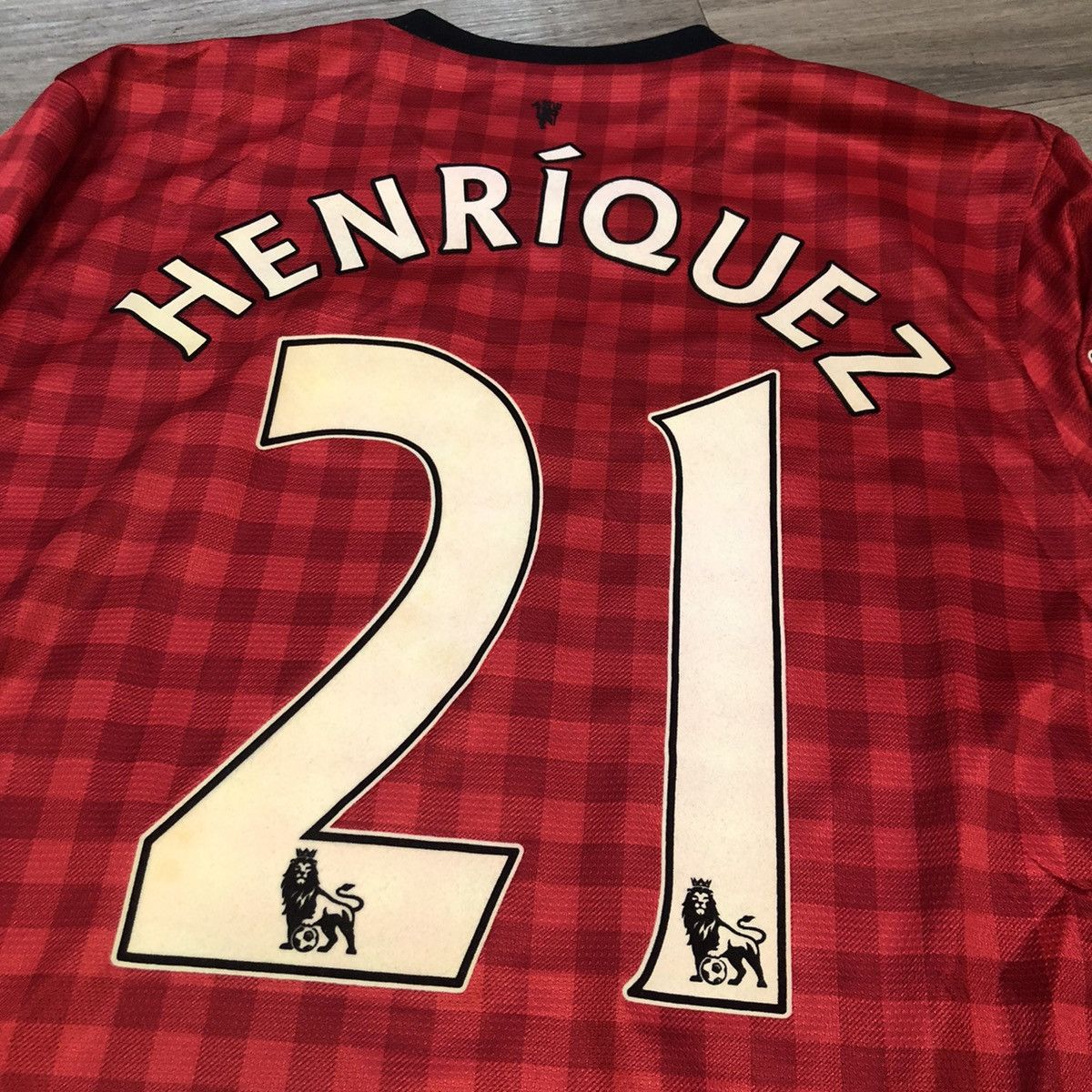 Nike manchester united 12/13 home shirt #21 Henrique Size US M / EU 48-50 / 2 - 4 Thumbnail
