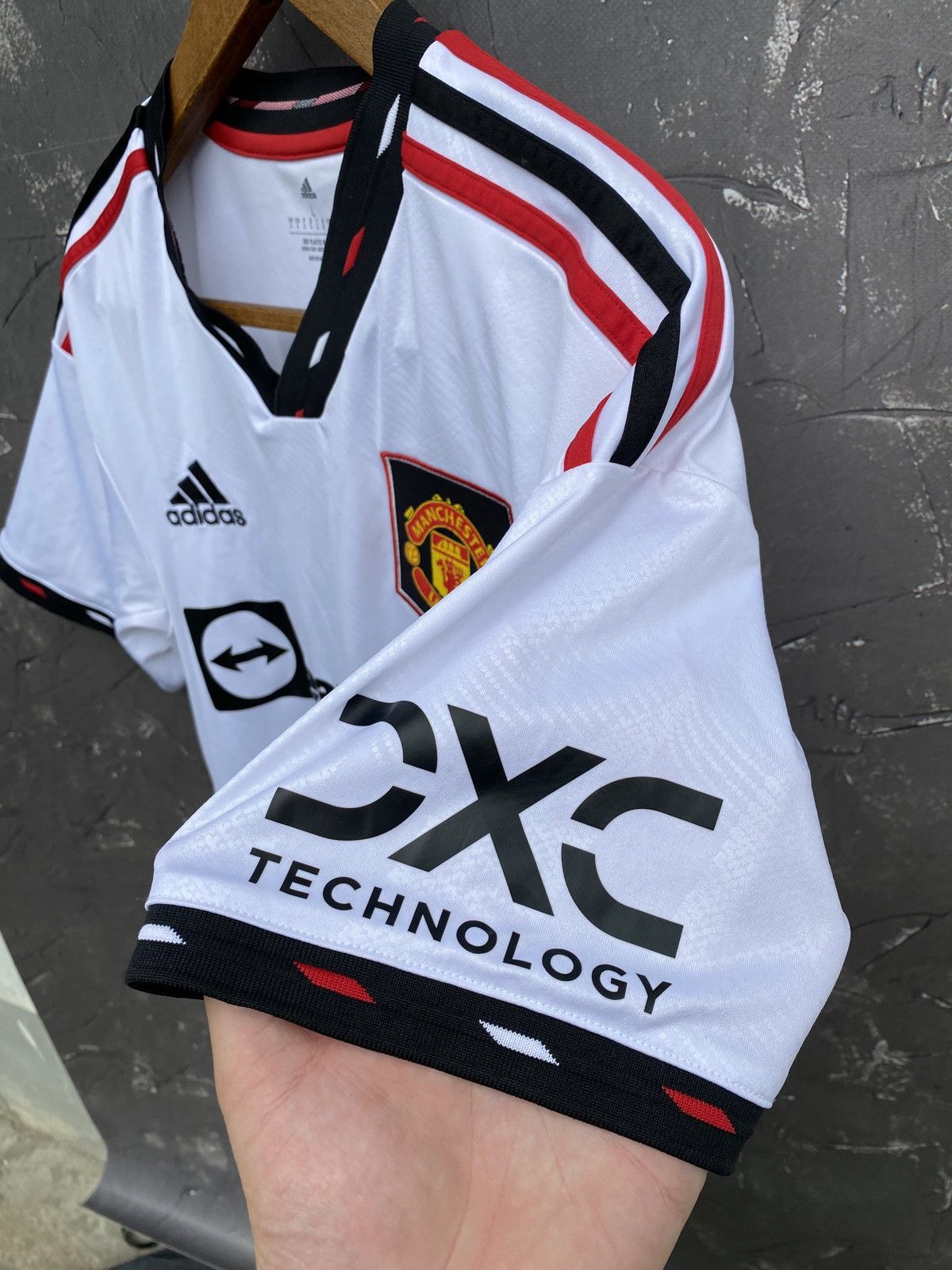 Adidas Manchester United Jersey 2022 2023 Adidas Size L Size US L / EU 52-54 / 3 - 5 Thumbnail