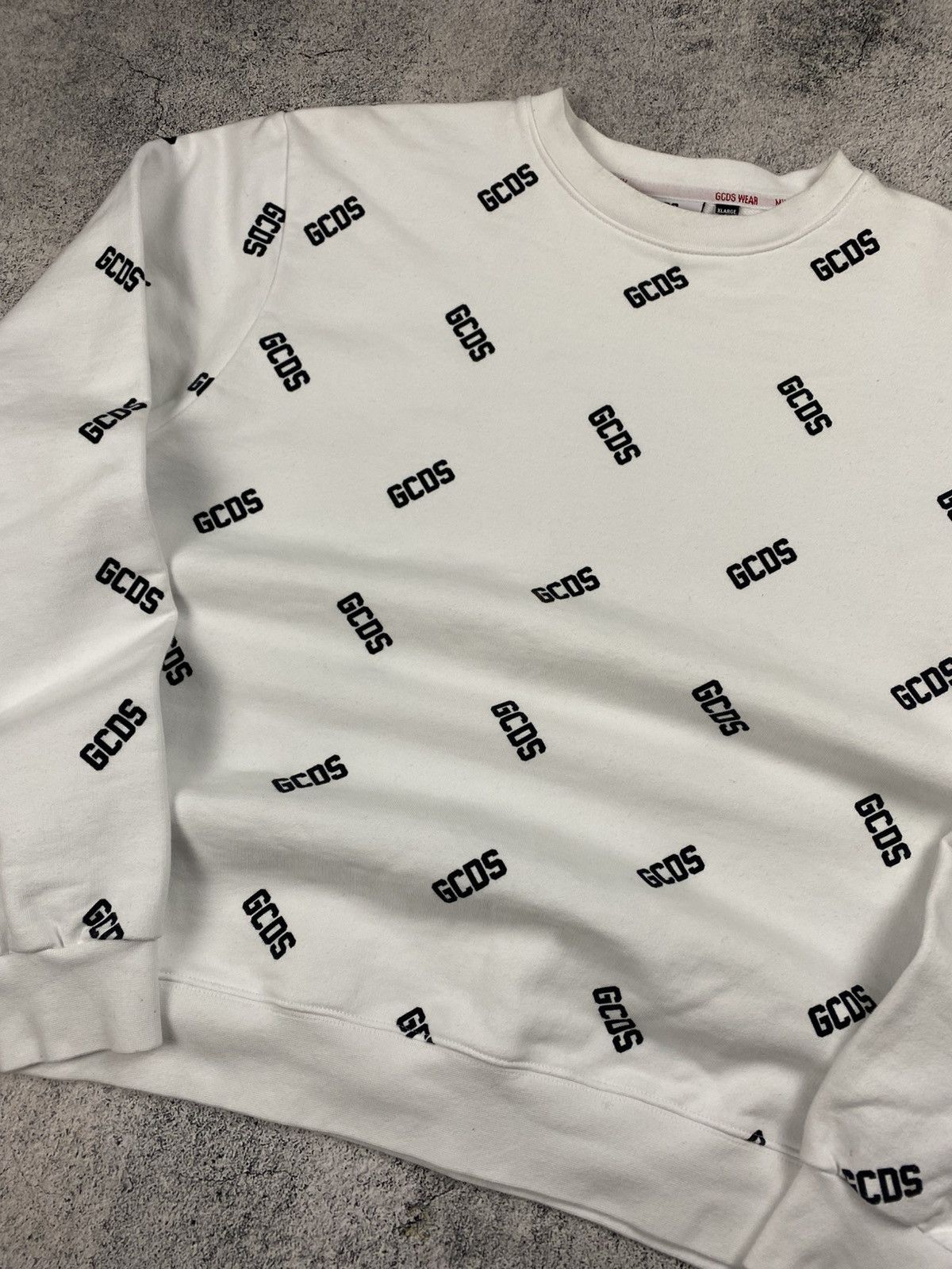GCDS Rare GCDS Monogram Big Logo Hype Sweatshirt Size US L / EU 52-54 / 3 - 10 Thumbnail