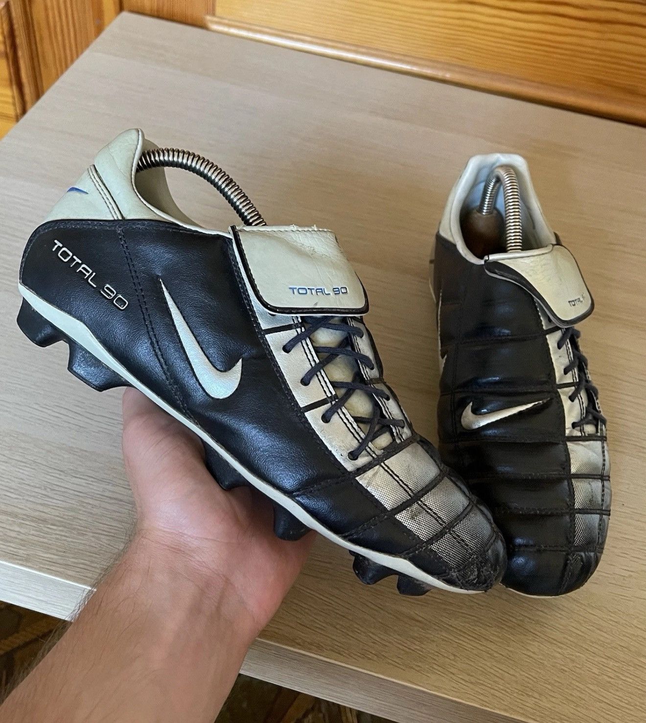 Nike 2003 Nike Air Zoom II Total 90 Soccer Cleats Football Shoes Size US 7.5 / EU 40-41 - 2 Thumbnail