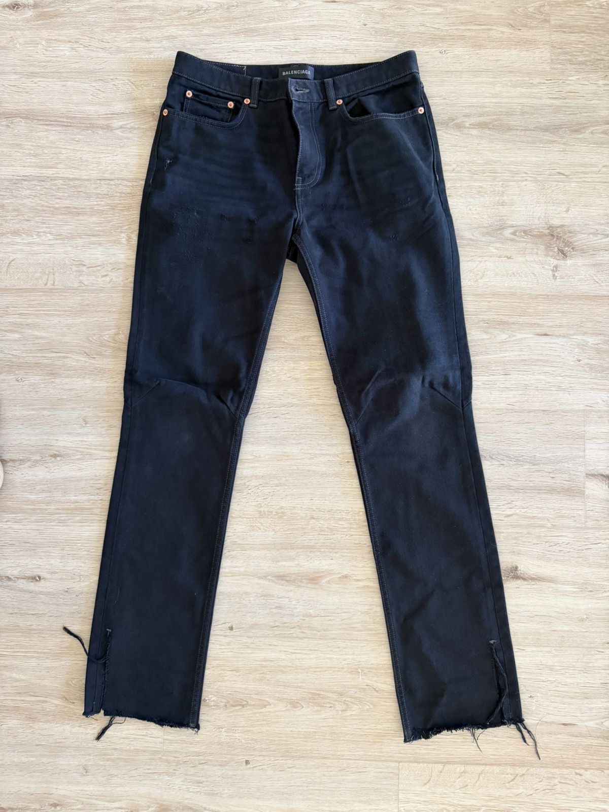 Balenciaga Balenciaga Black Super Fitted Jeans sz 30 Size US 30 / EU 46 - 1 Thumbnail