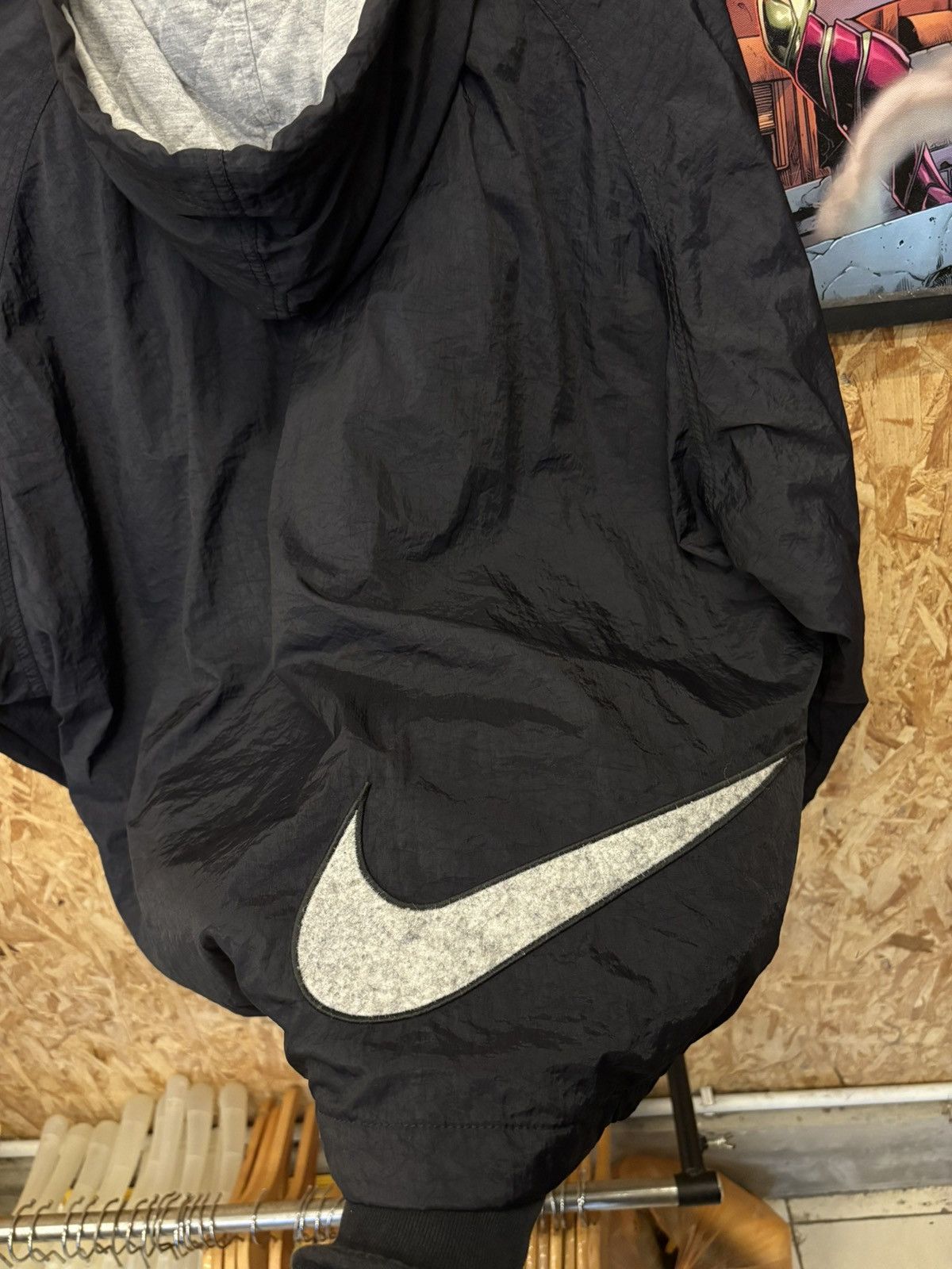 Nike Vintage Nike Swoosh Windbreaker Jacket 🔥 Size US XL / EU 56 / 4 - 8 Thumbnail