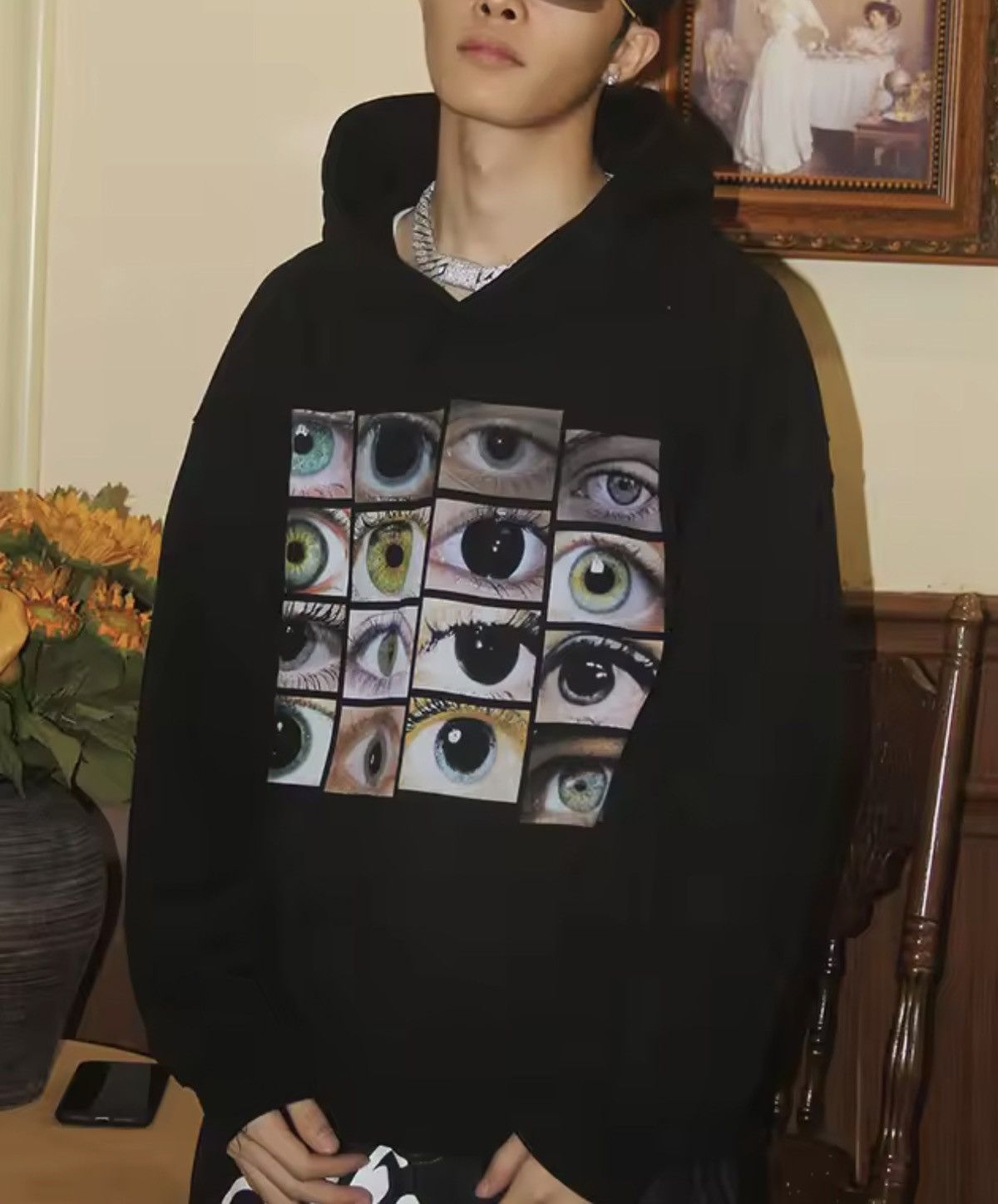 Japanese Brand Oversized Black "Eyes" Hoodie Size US XXL / EU 58 / 5 - 5 Thumbnail