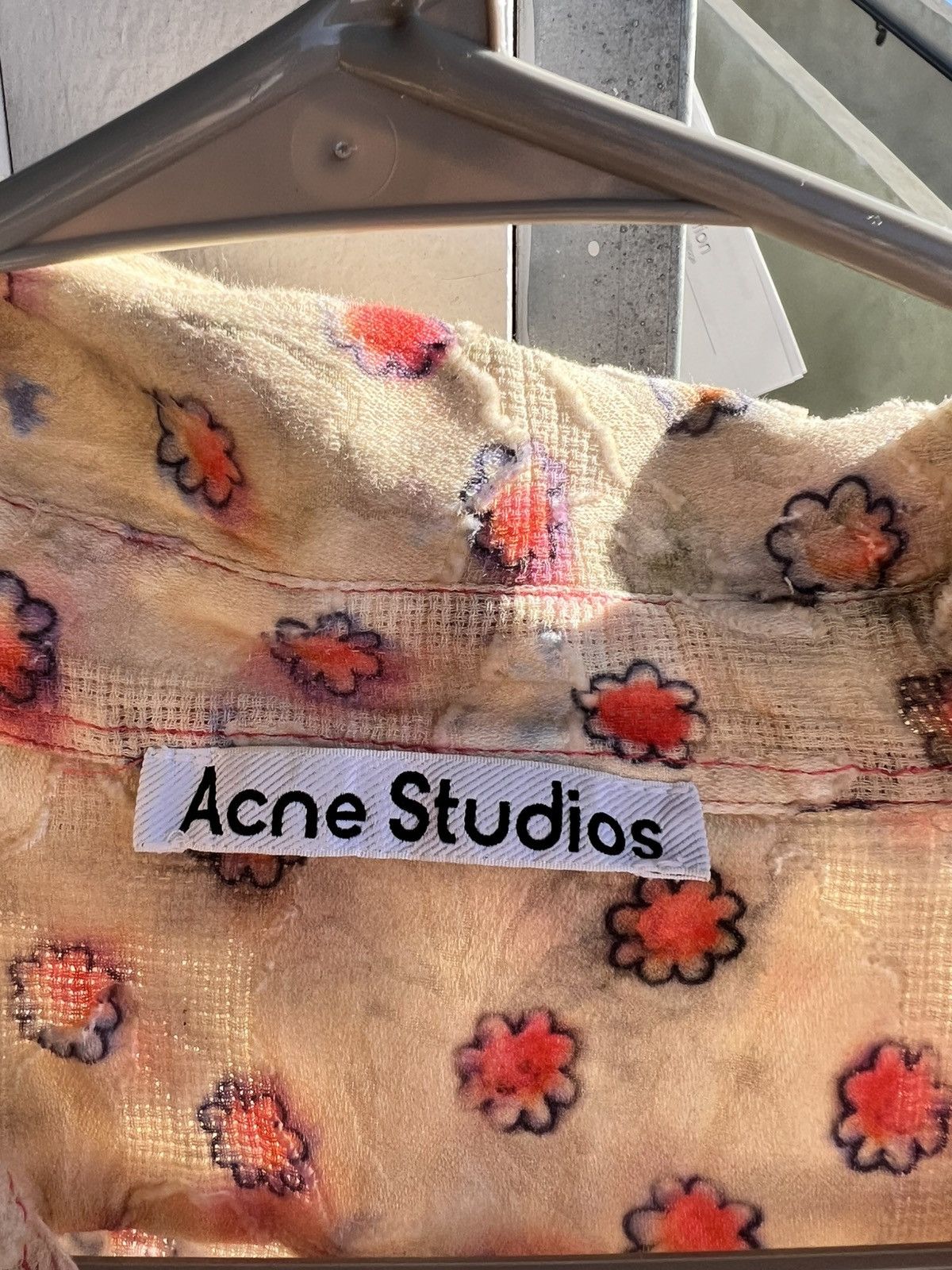Acne Studios Acne Studios Beige Floral Button Up Size US M / EU 48-50 / 2 - 3 Thumbnail