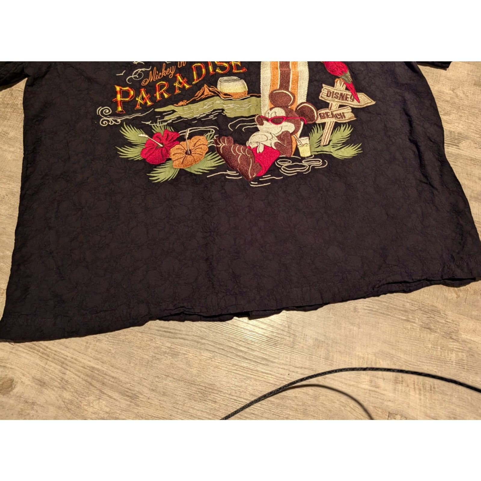 Disney Disney Mickey Mouse Floral Embroidered Button-Up Camp Shirt Mens XL Black Casual Size US XL / EU 56 / 4 - 3 Thumbnail