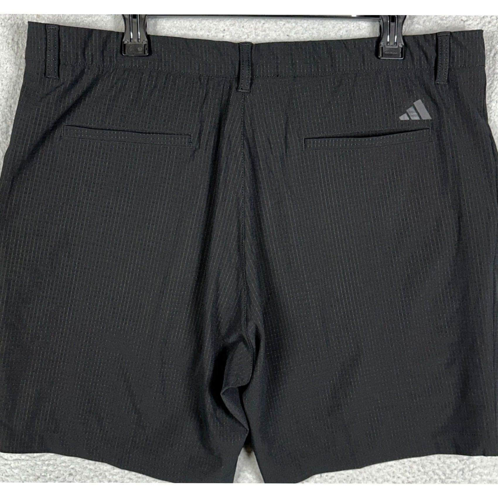 Adidas Adidas Golf Shorts Mens 36 Black Performance Chino Pull On Stretch Flat Front Size US 36 / EU 52 - 2 Thumbnail