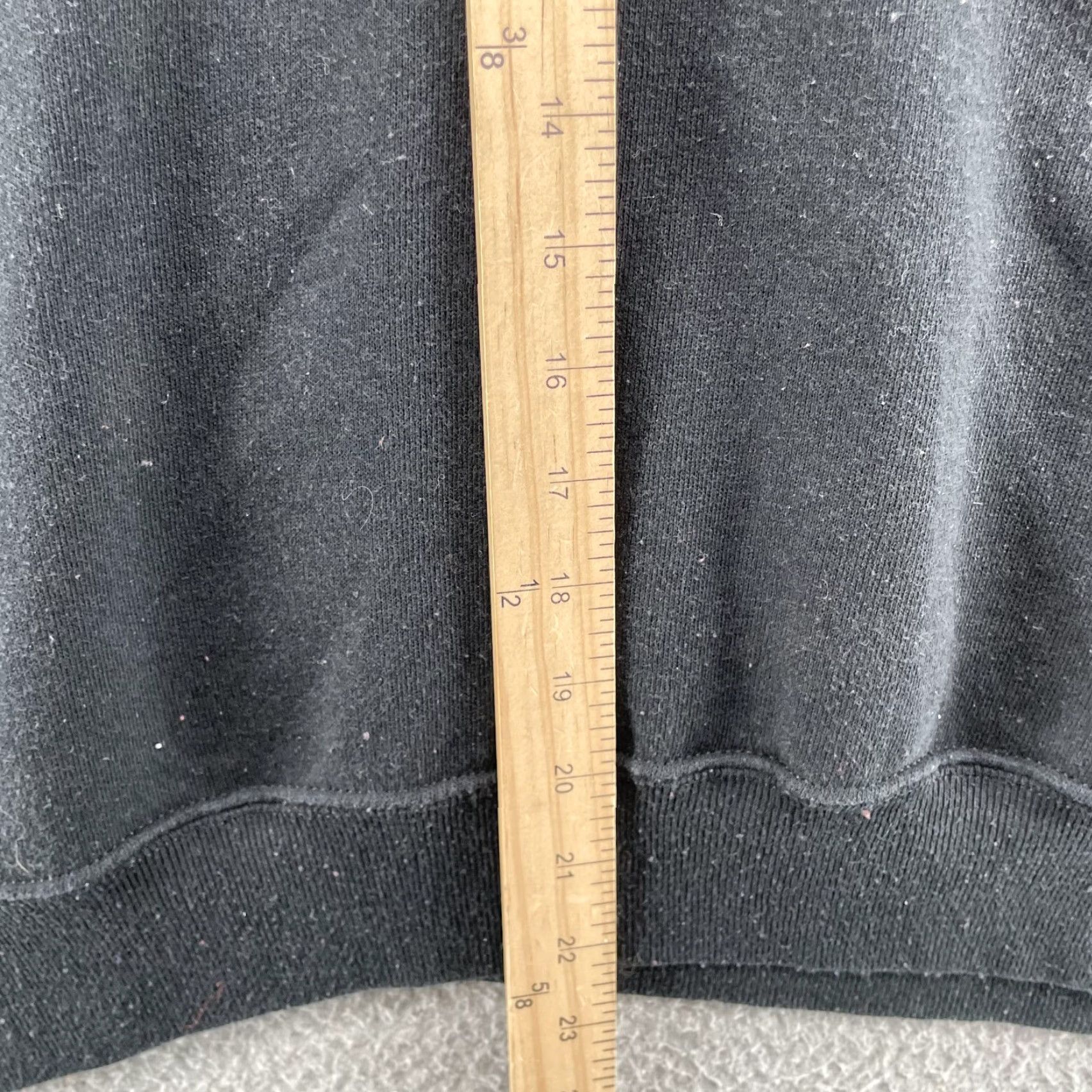 Vintage VINTAGE Bassett-Walker Broncs Sweatshirt Mens Large Black Football Western Rodeo Y2k Fibers Graphic Print Crew Neck Pullover Size US L / EU 52-54 / 3 - 7 Thumbnail