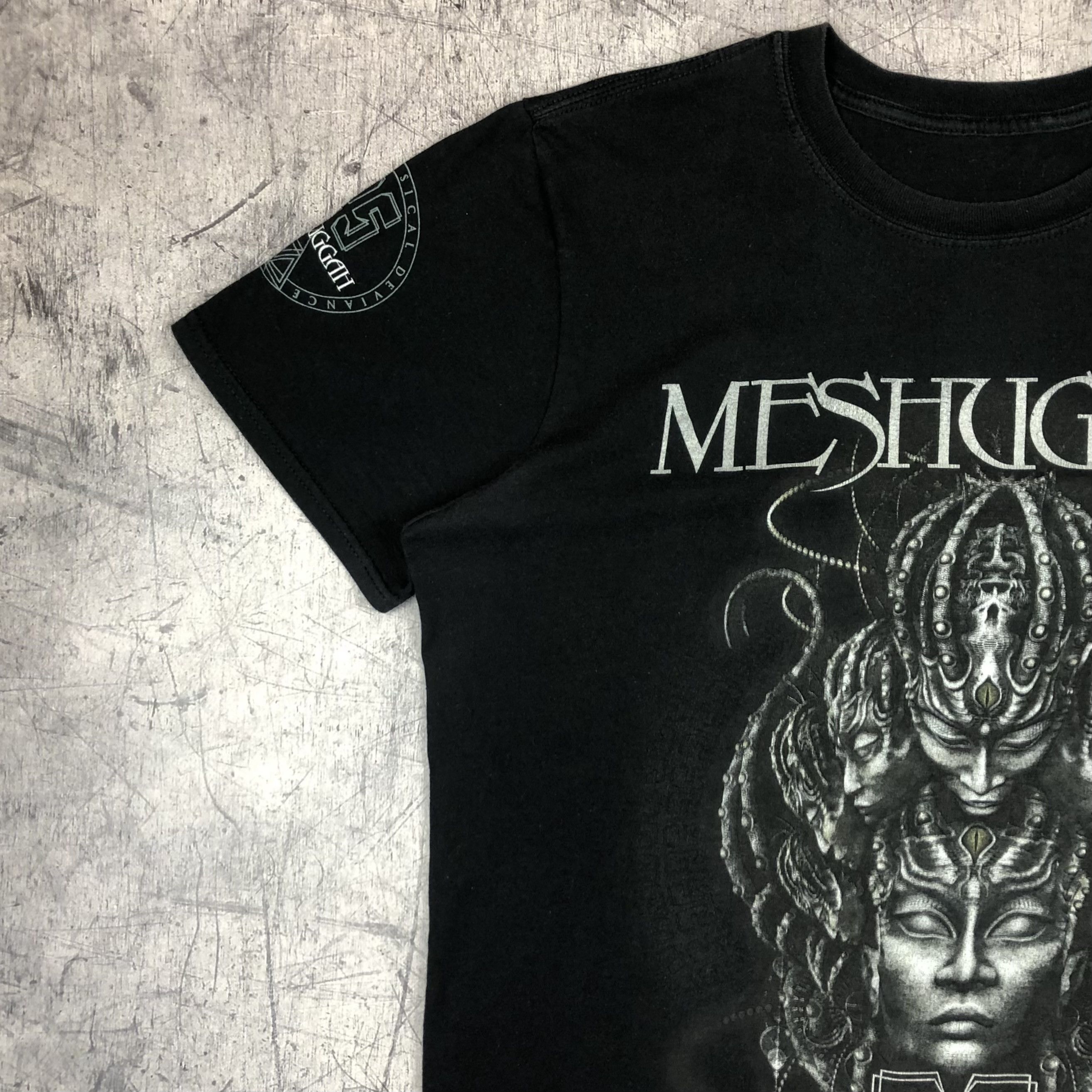 Band Tees Meshuggah 25 Year Of Musical Deviance Tee Size US L / EU 52-54 / 3 - 4 Thumbnail