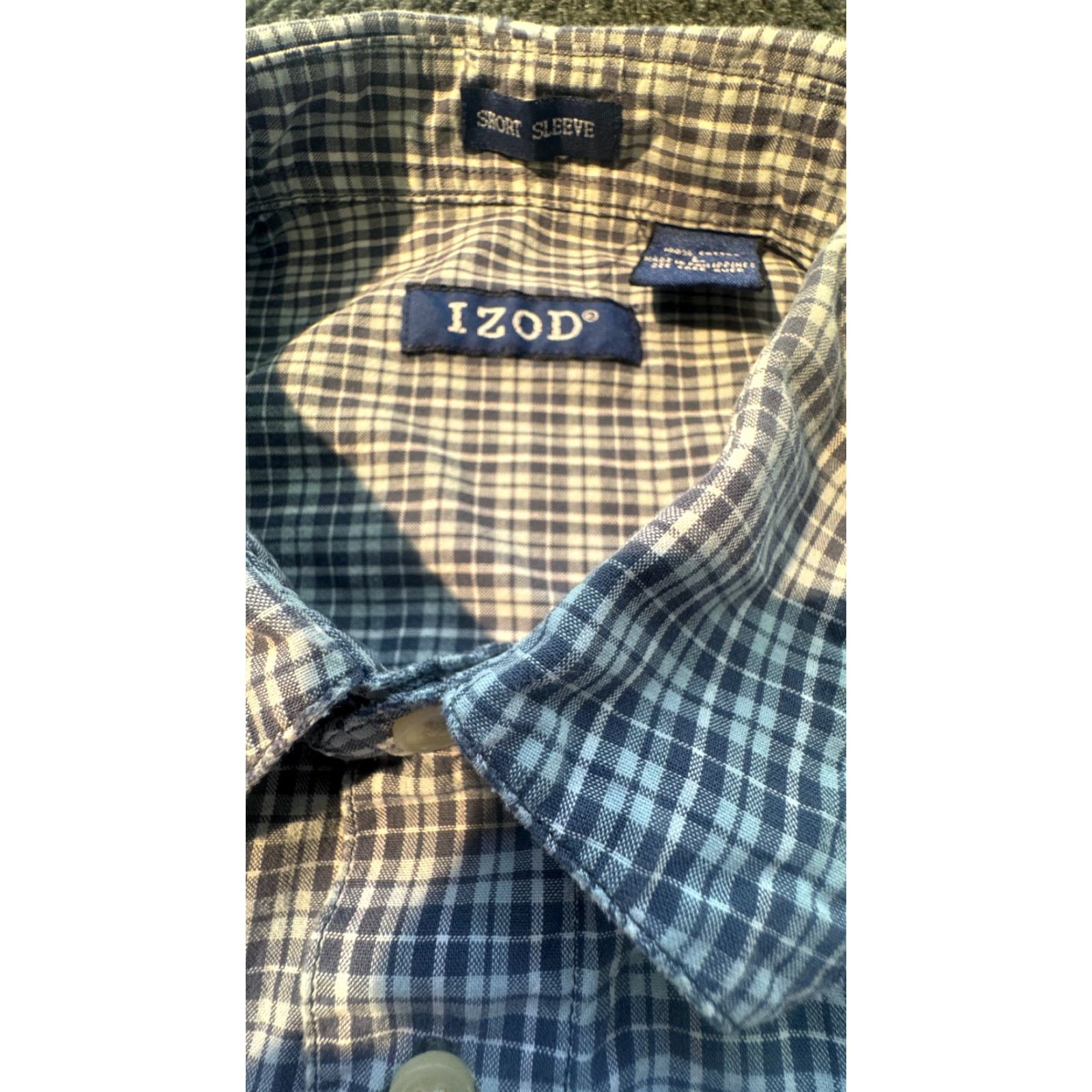 Izod VINTAGE Izod Short Sleeve Button-Up Shirt Large Blue Check 100% Cotton 1554 Mens Size US L / EU 52-54 / 3 - 2 Thumbnail