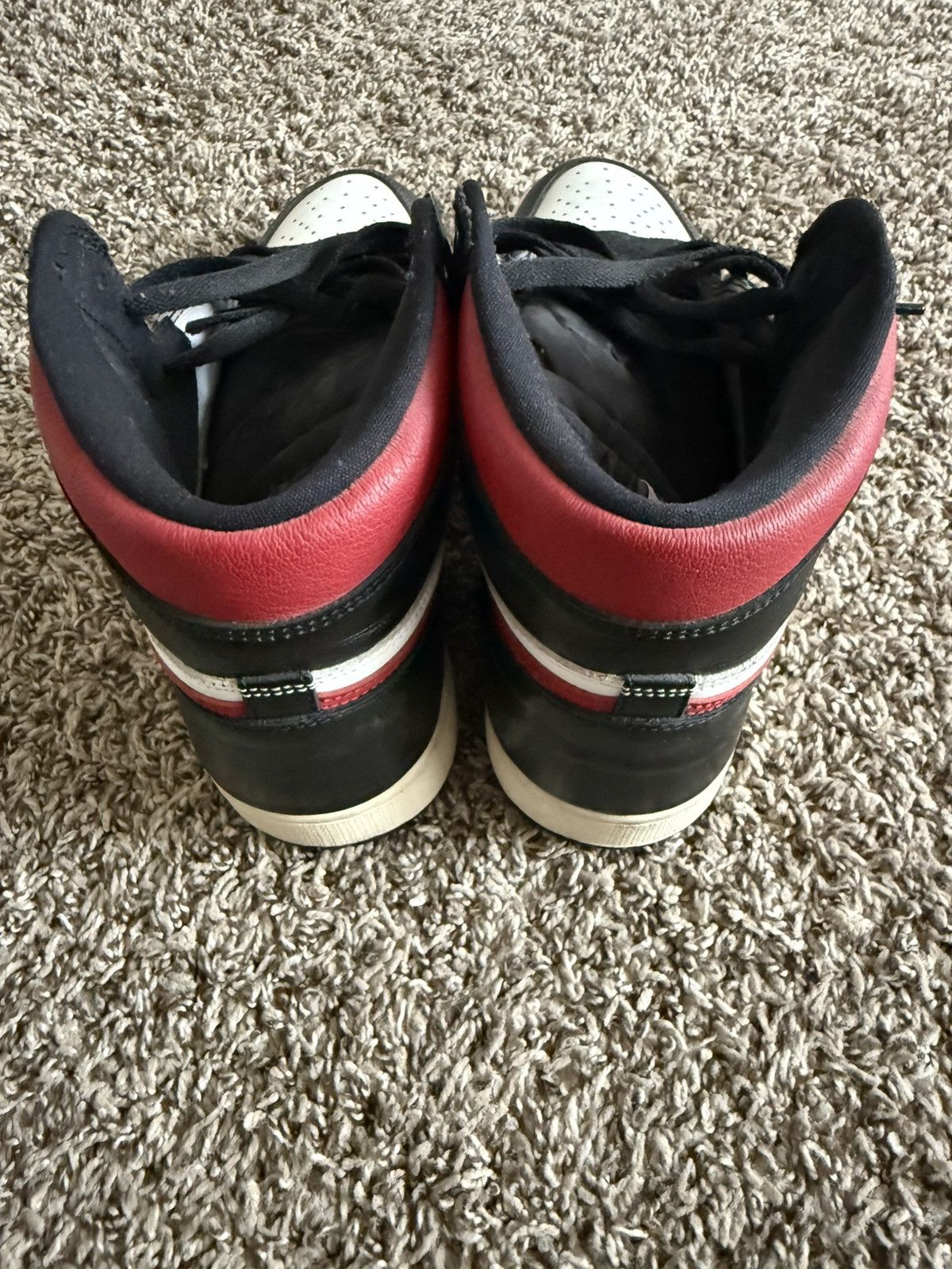 Jordan Brand Air Jordan 1 Retro High Gym Red Size US 12 / EU 45 - 2 Thumbnail