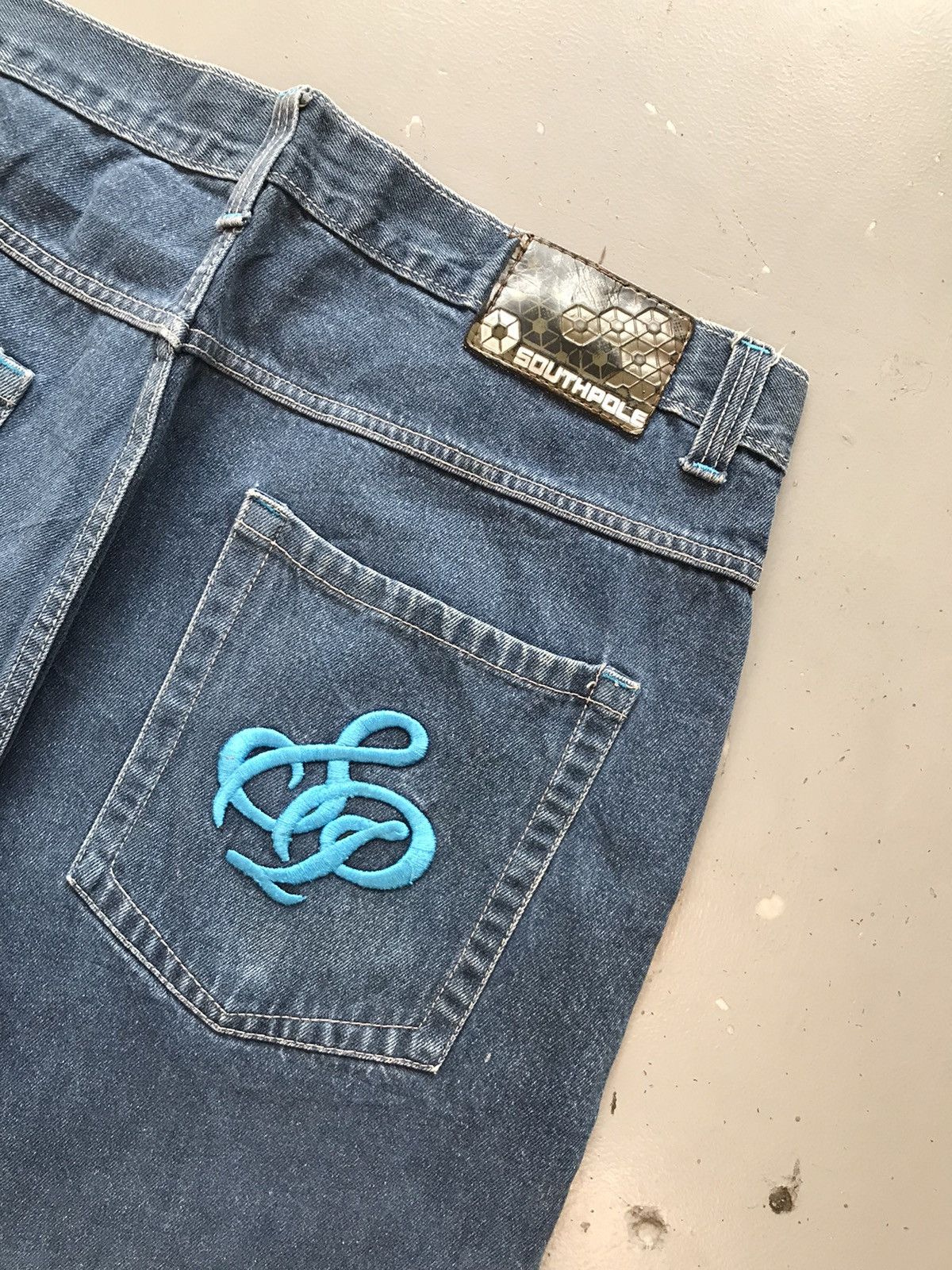 Southpole × Vintage Vintage SouthPole logo embroidered denim jort Size US 40 / EU 56 - 7 Thumbnail
