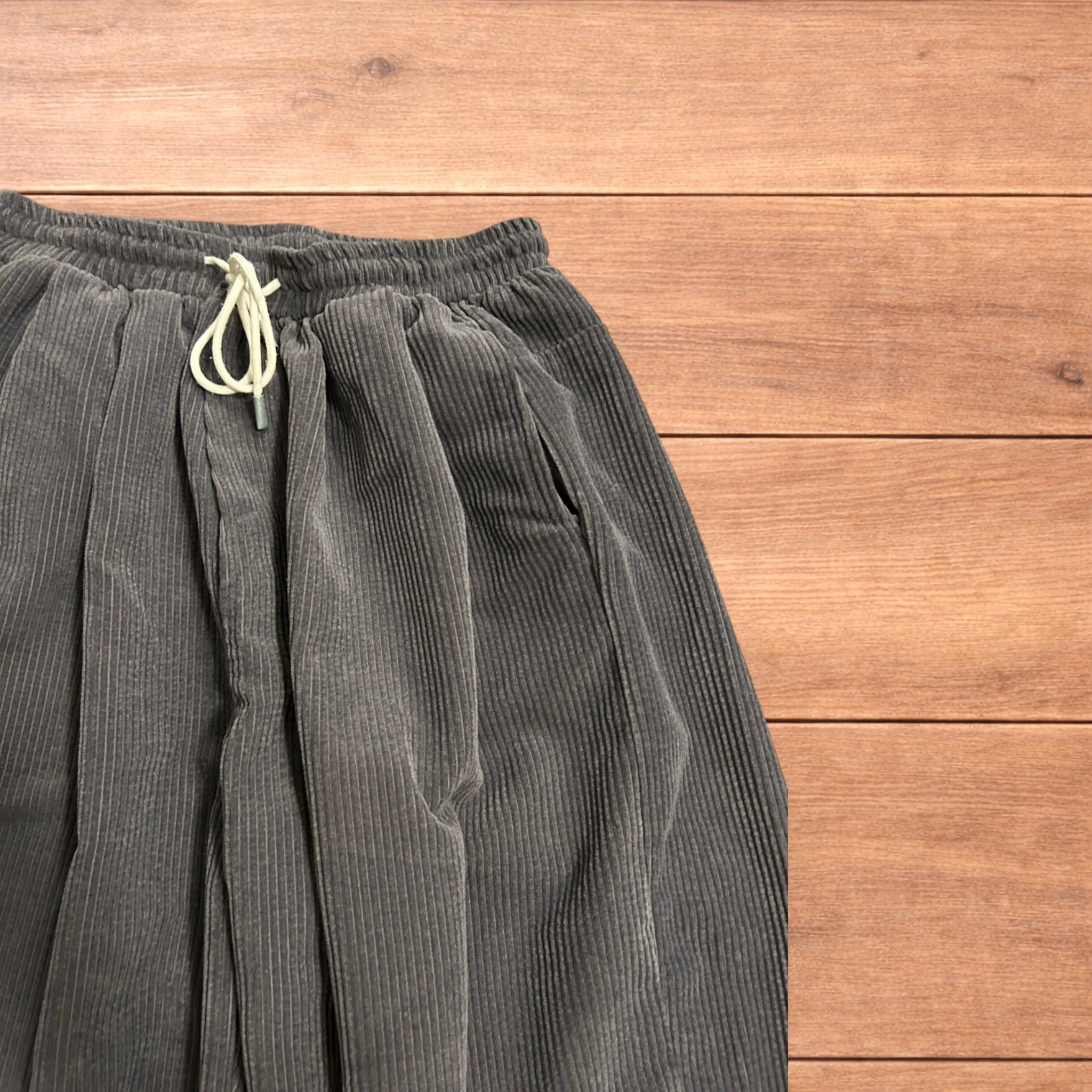 Japanese Brand Super baggy wide leg skater corduroy trousers in grey. Size US 36 / EU 52 - 3 Thumbnail